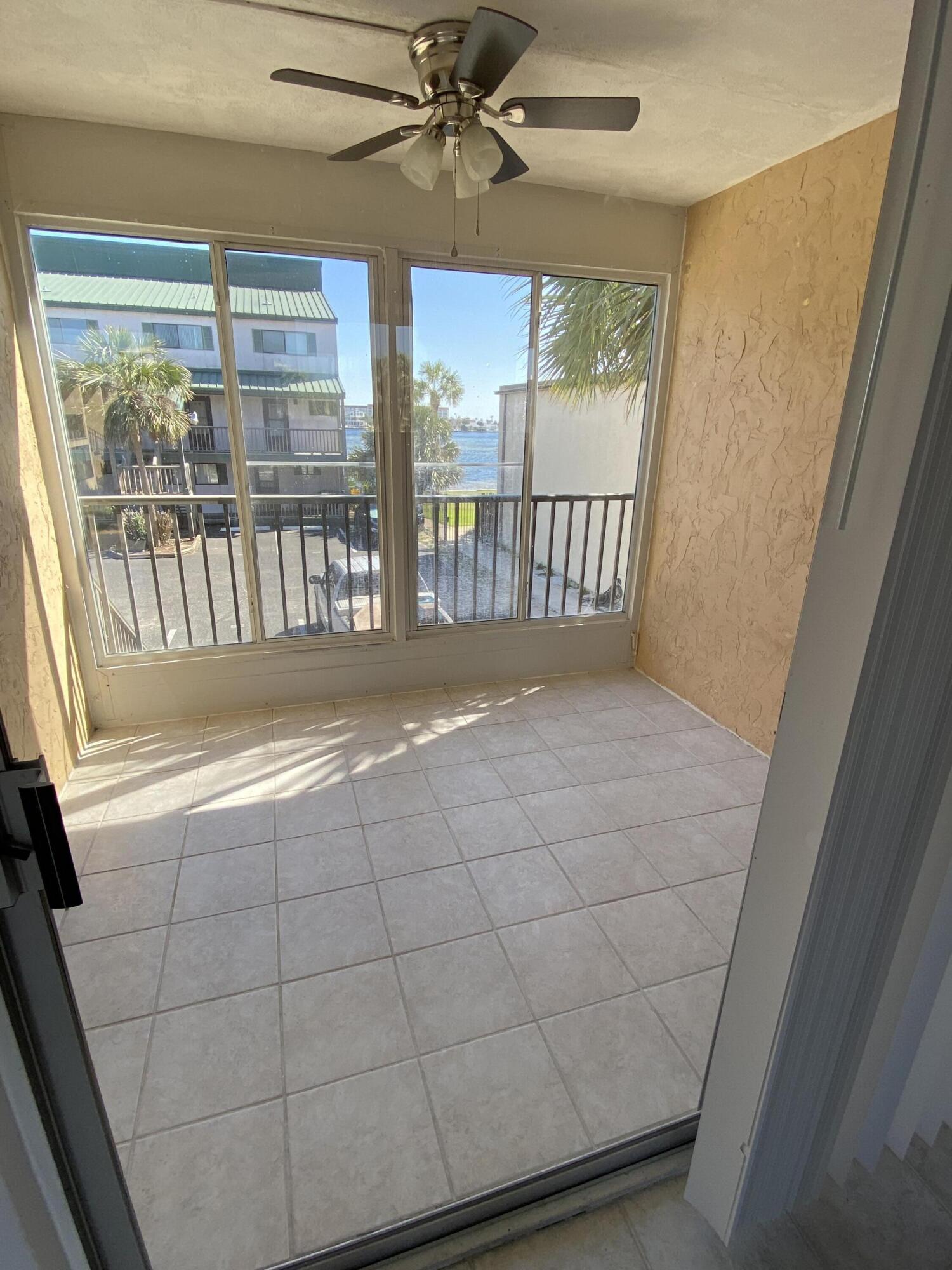 SEA PALM CONDO - Residential Lease