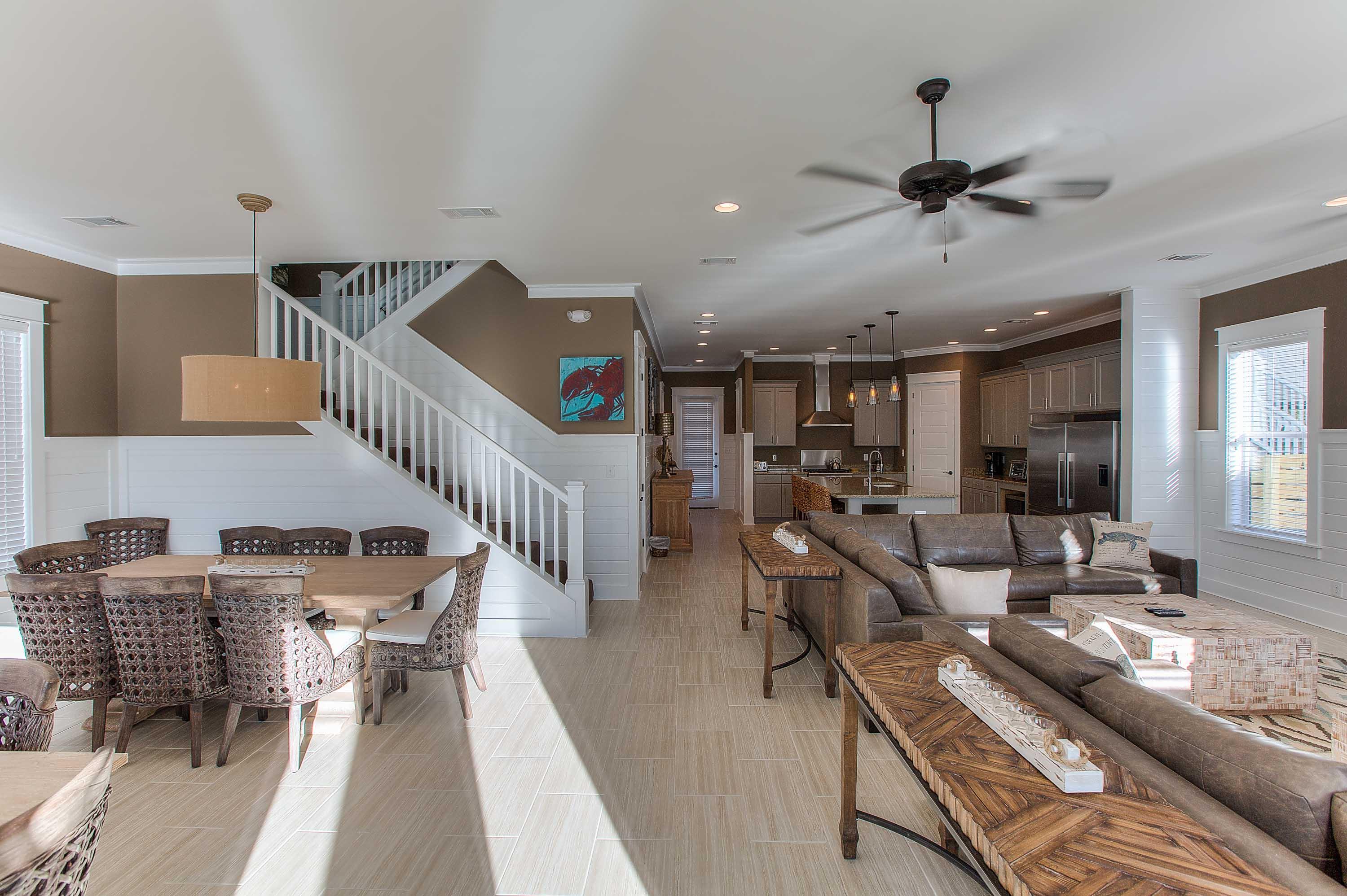 GULF SHORE MANOR - Residential