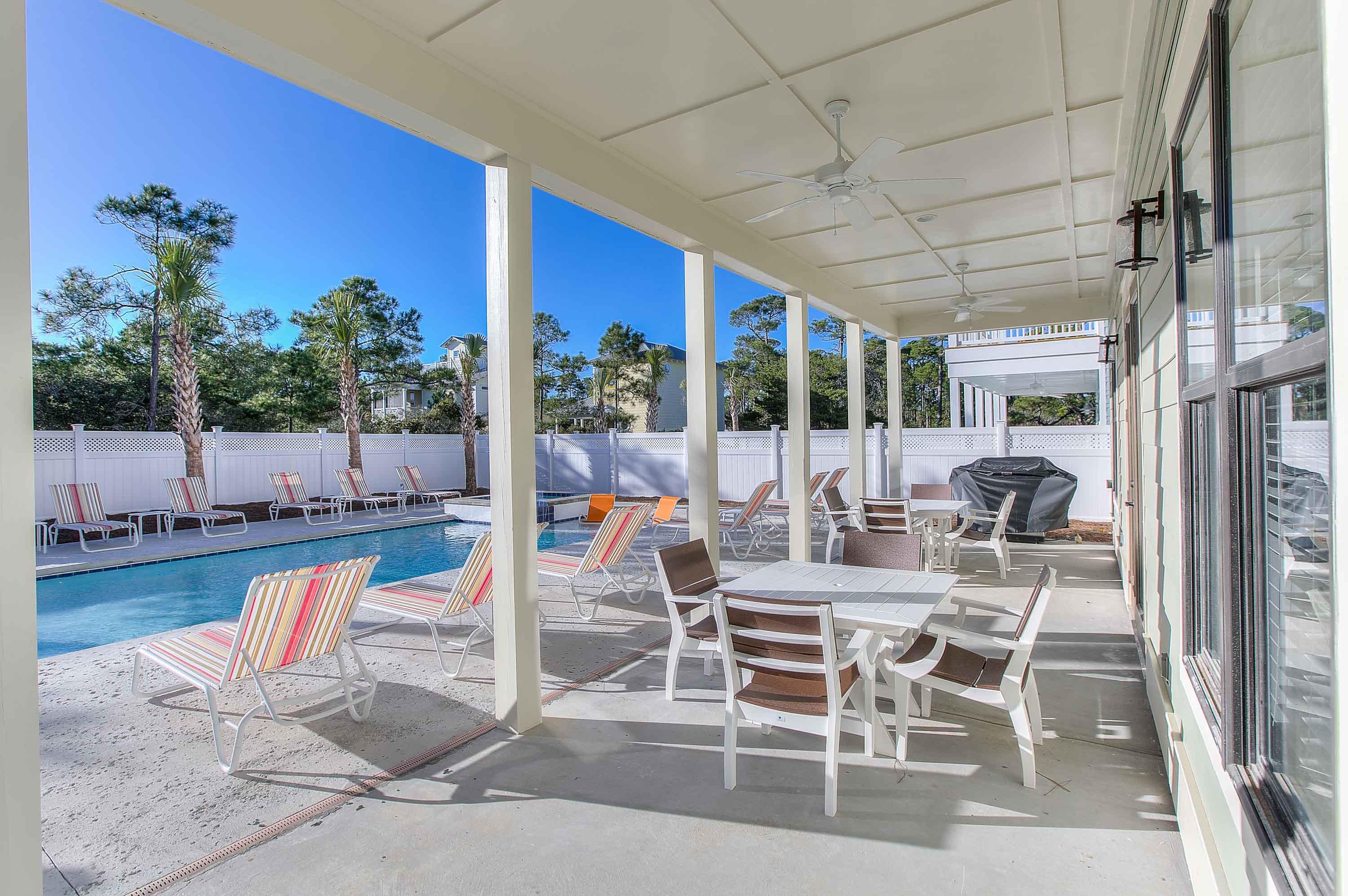 GULF SHORE MANOR - Residential
