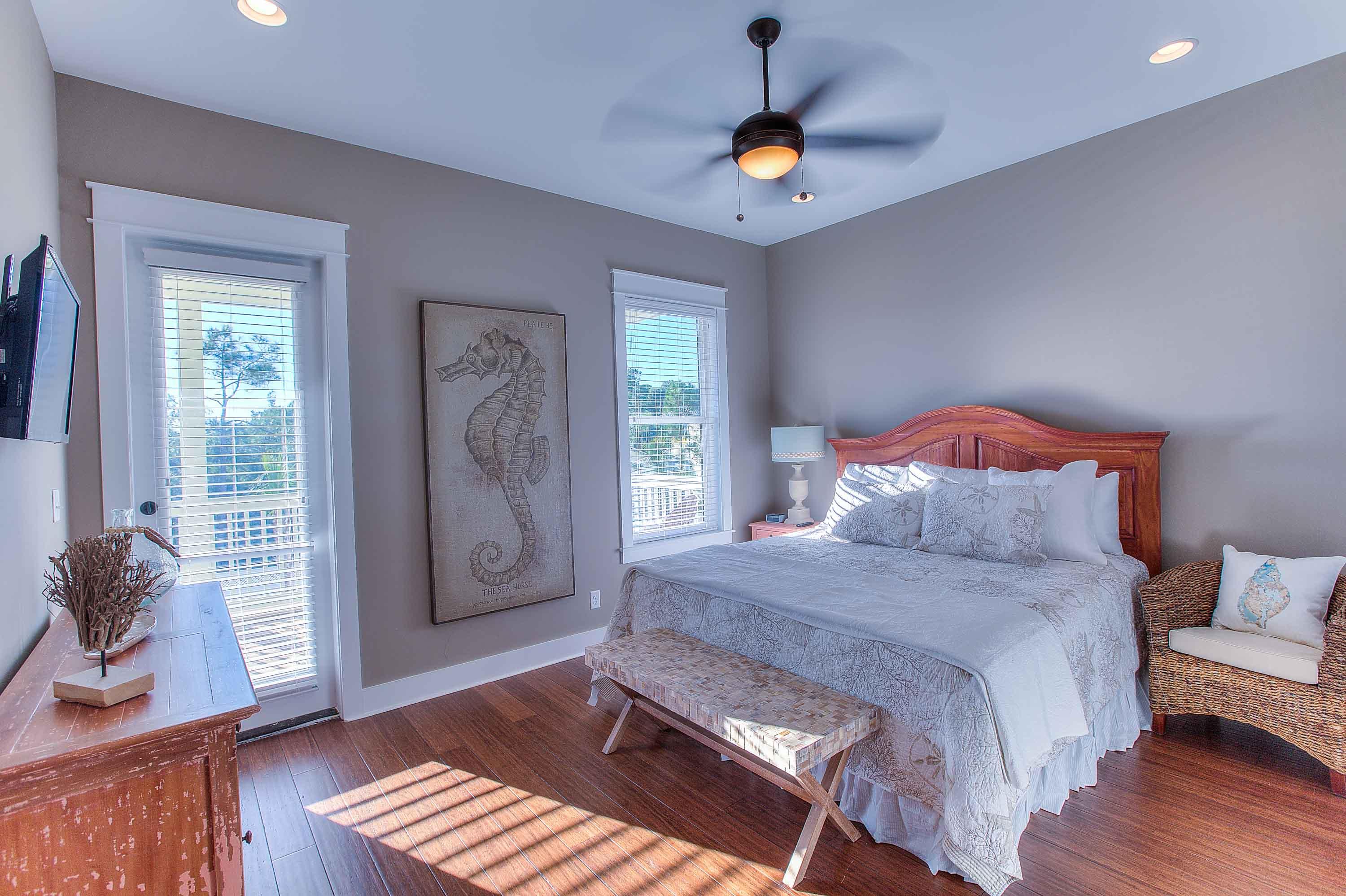 GULF SHORE MANOR - Residential