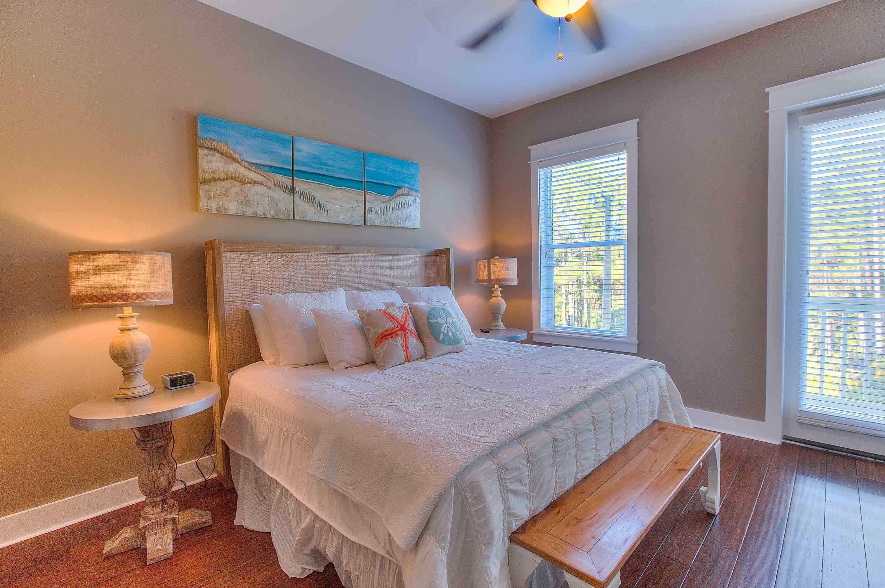GULF SHORE MANOR - Residential