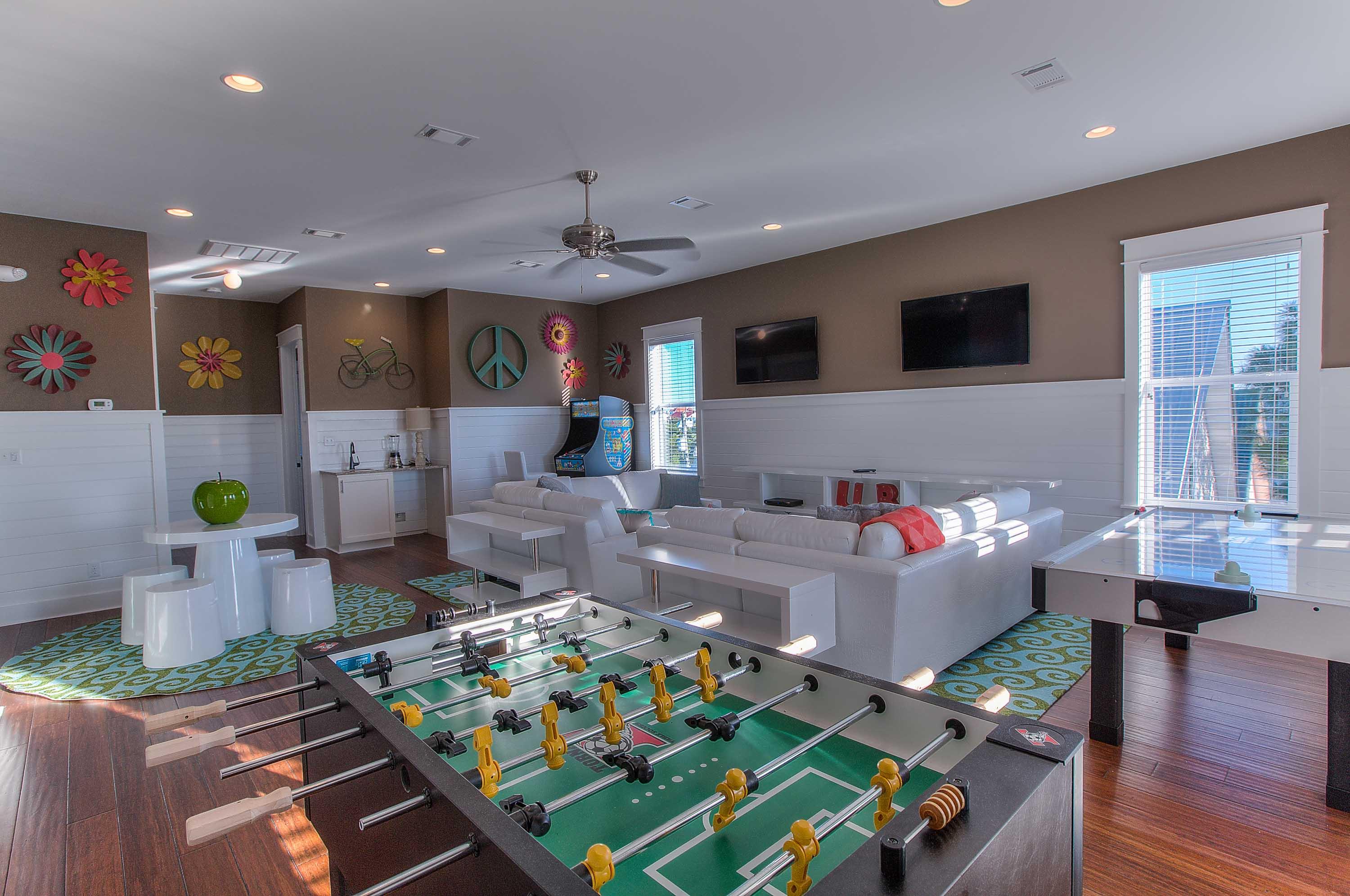 GULF SHORE MANOR - Residential