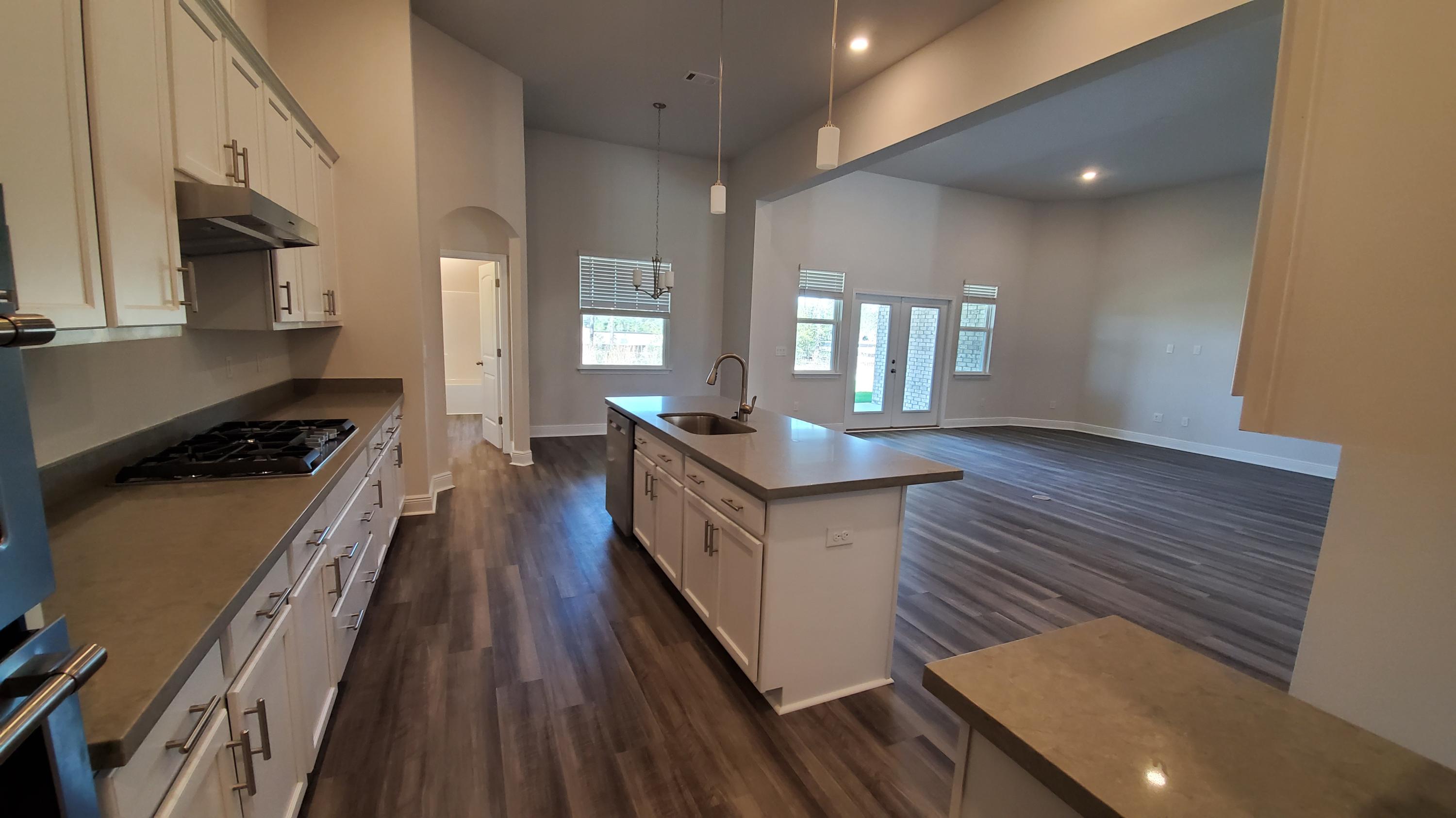 HAMMOCK BAY - Residential