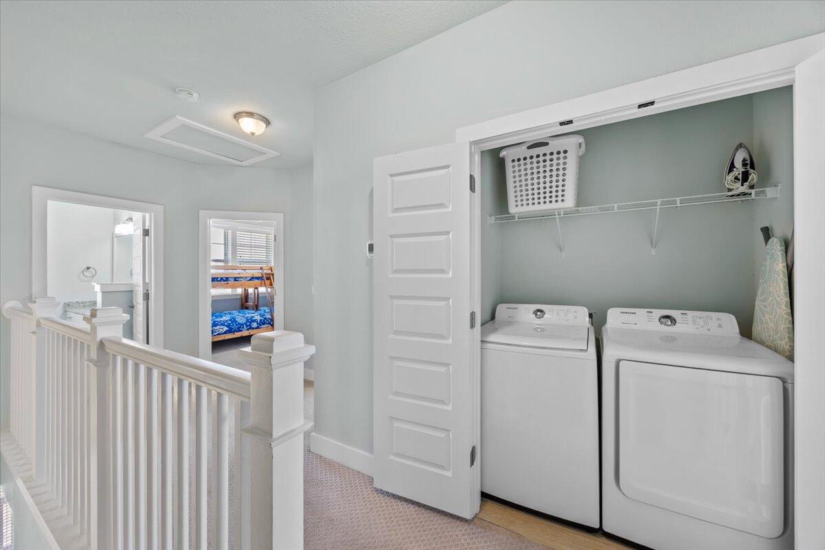 BY THE SEA - Residential