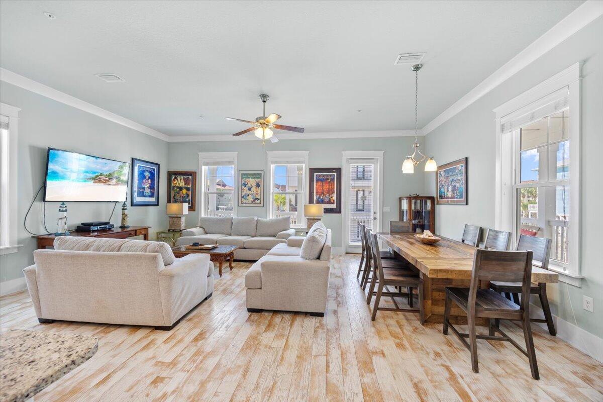 BY THE SEA - Residential