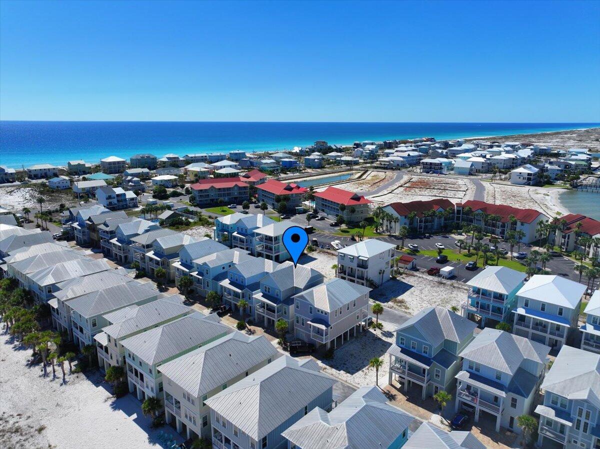 BY THE SEA - Residential