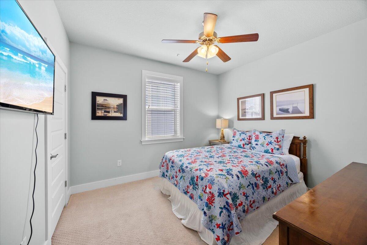 BY THE SEA - Residential