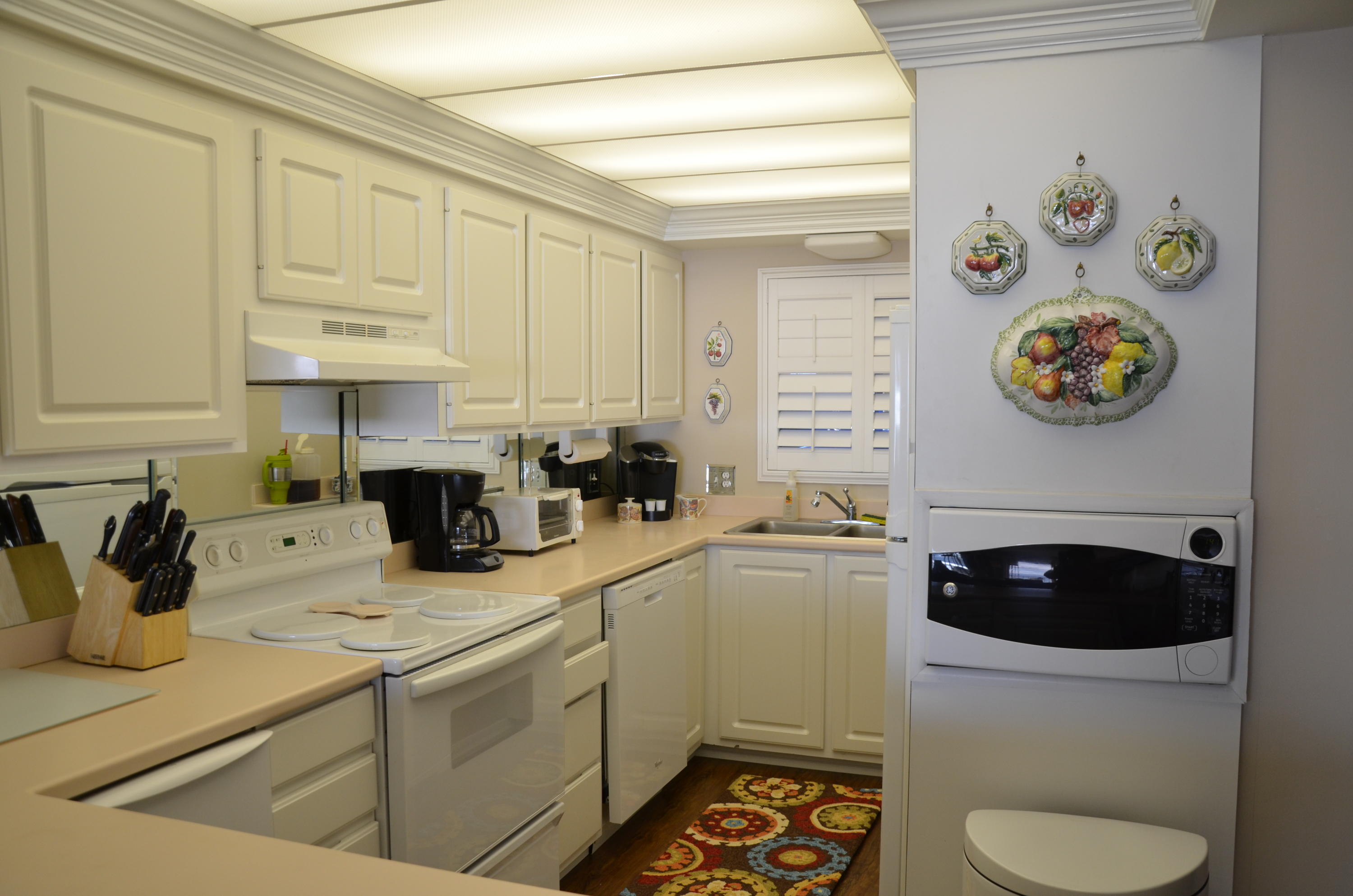 REGENCY TOWERS CONDO - Residential