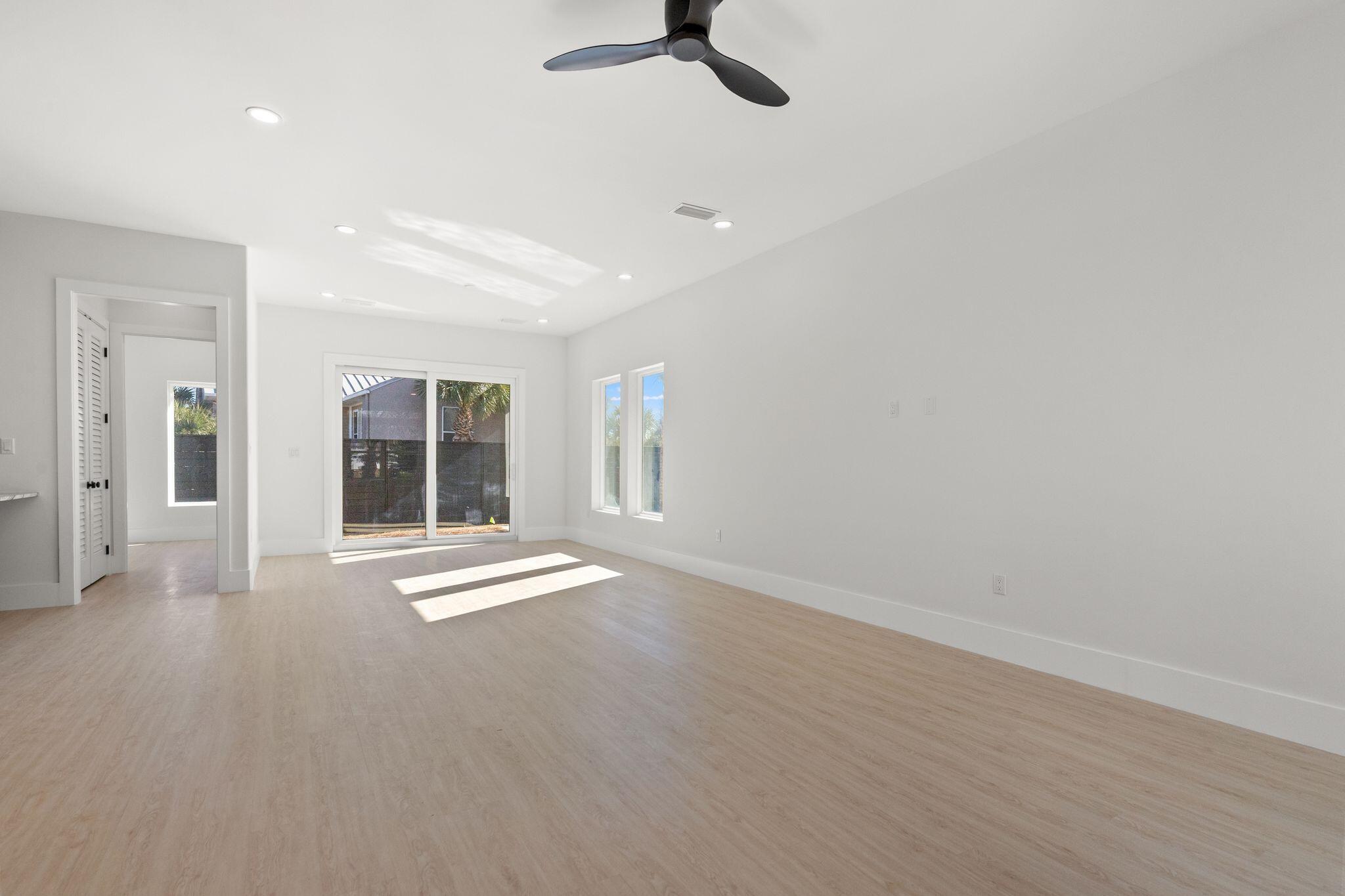 TERRA COTTA TERRACE - Residential