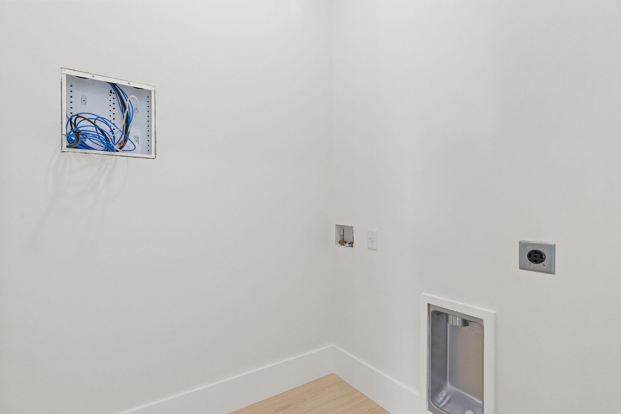 TERRA COTTA TERRACE - Residential