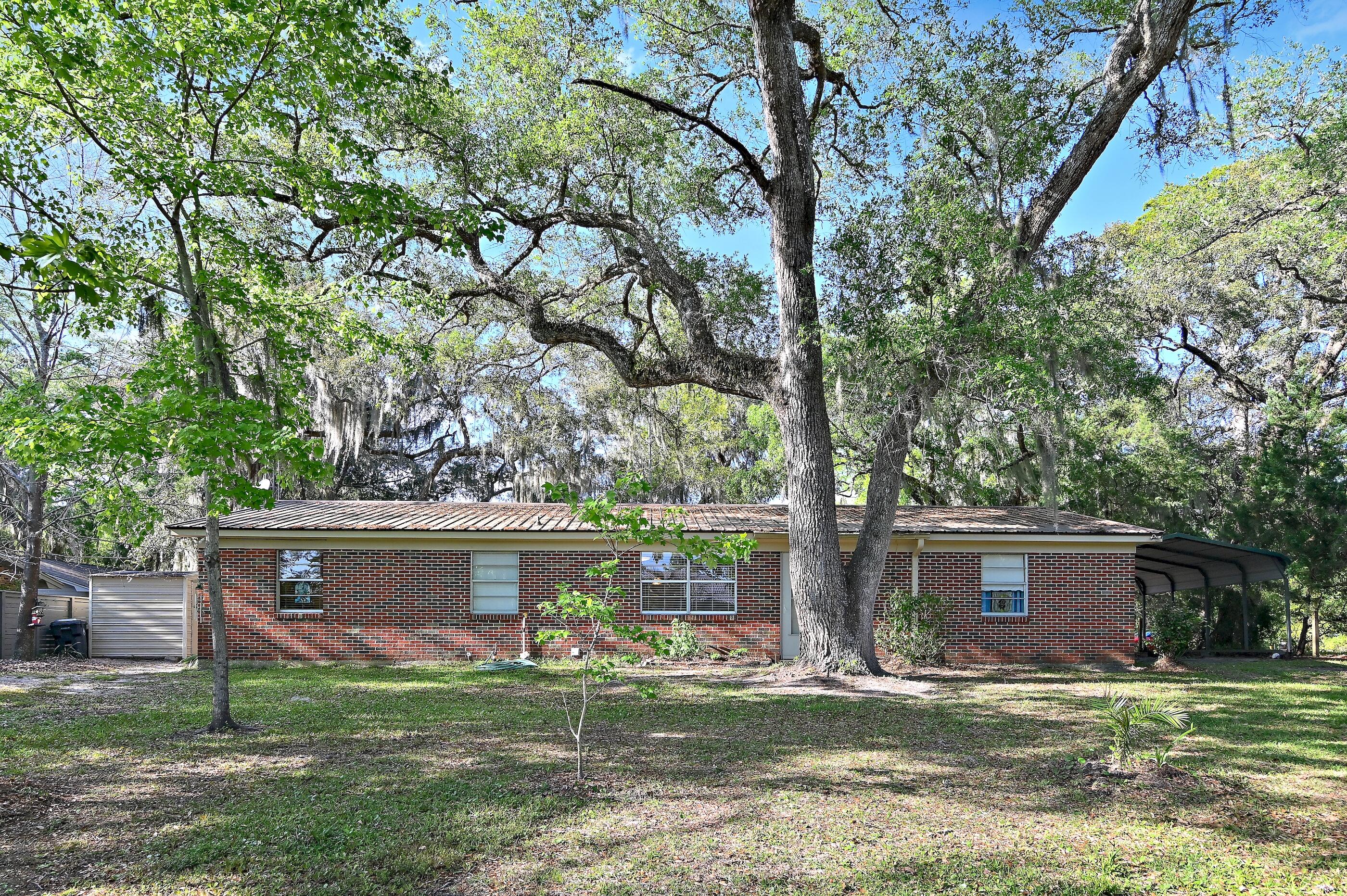 TWIN OAKS 1ST ADDN - Residential