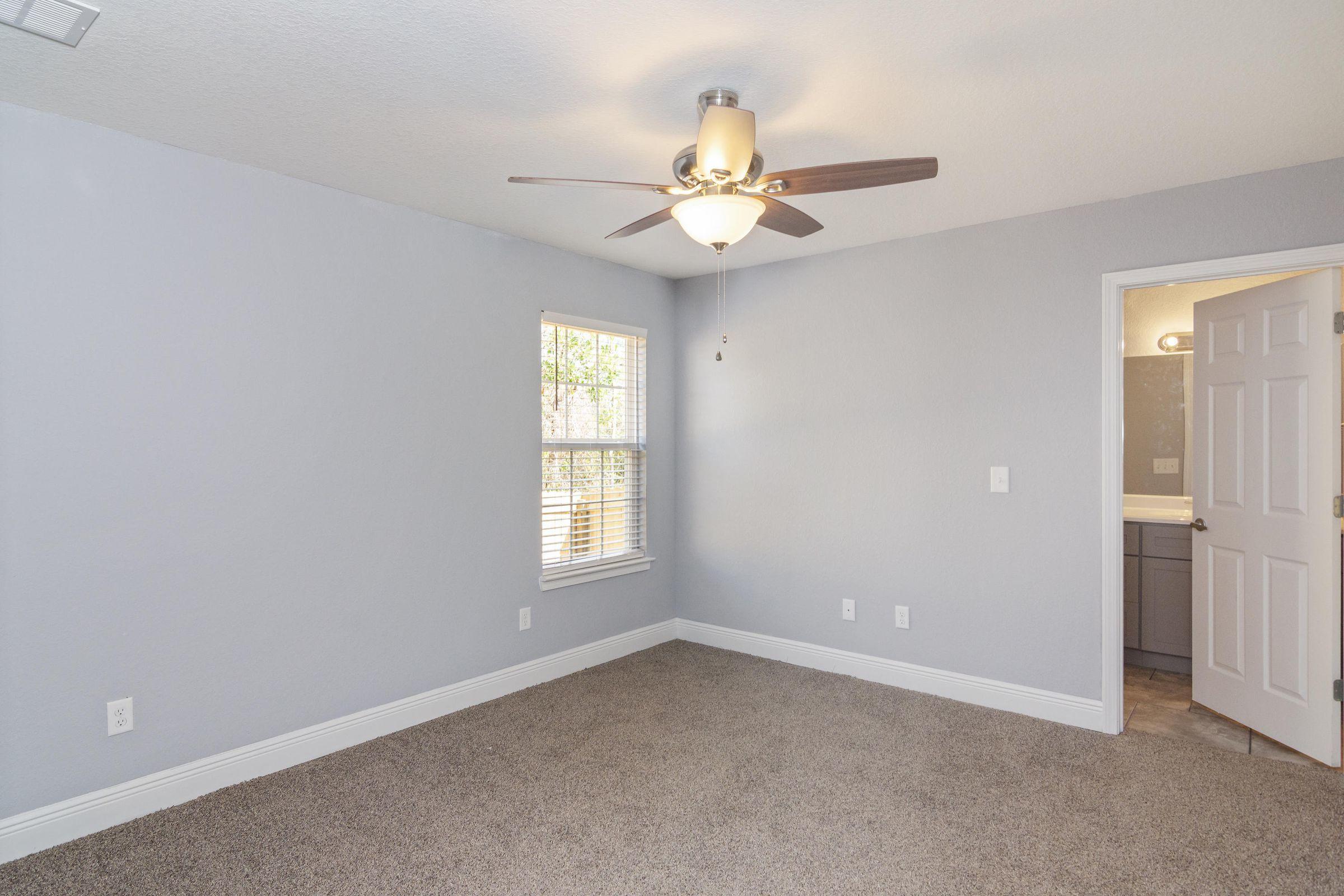 TRAILWOOD ESTATES - Residential