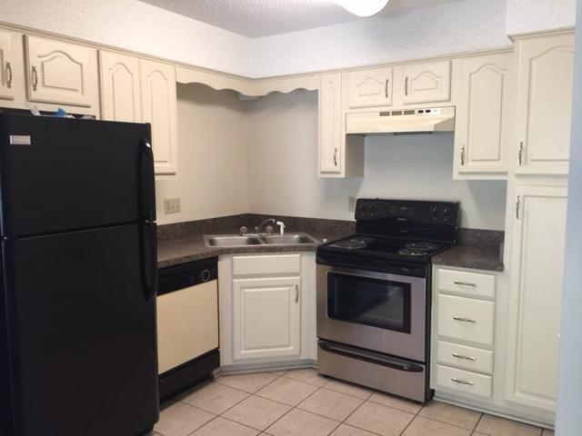 ROCKY BAYOU T/H - Residential Lease