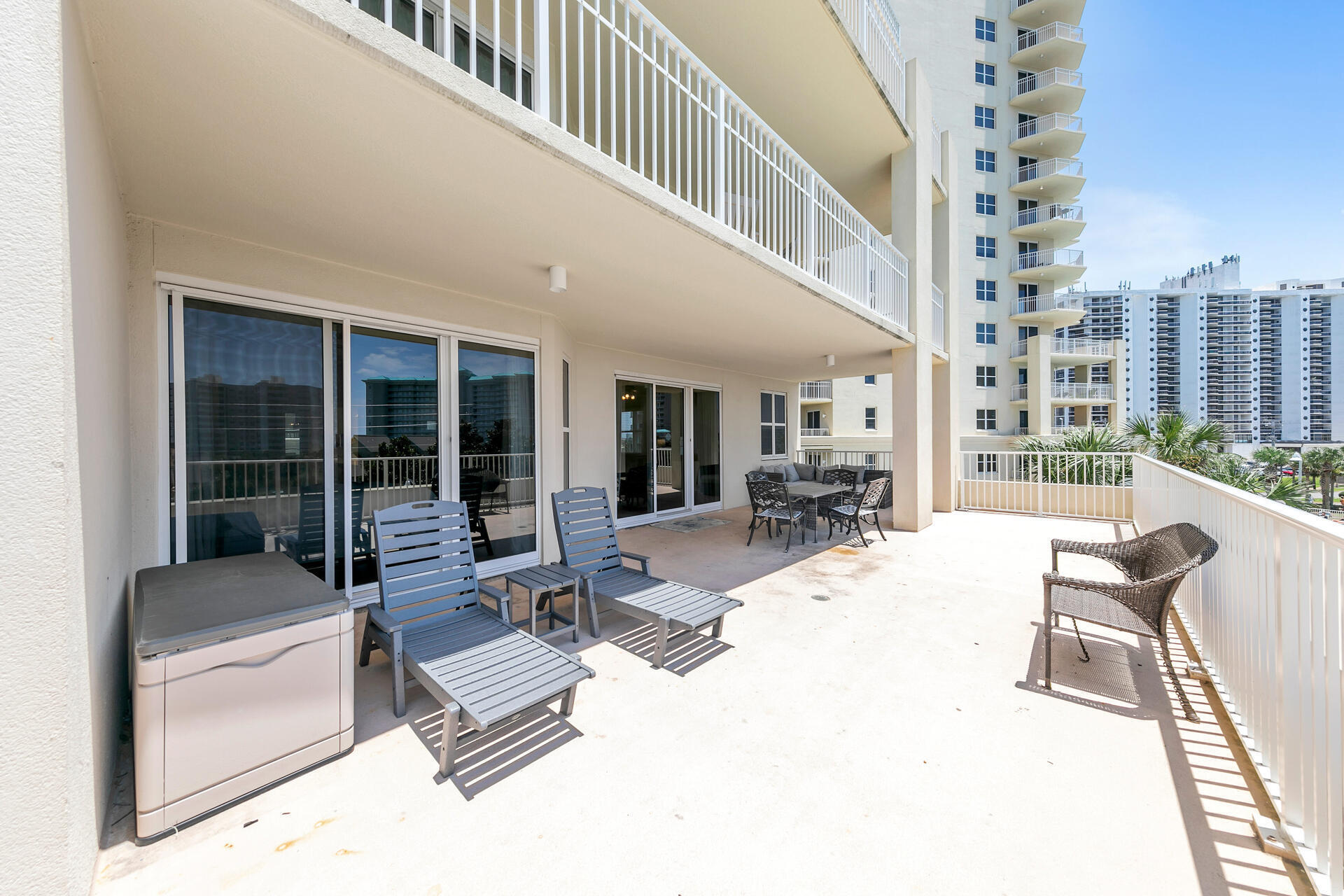 ARIEL DUNES II - Residential