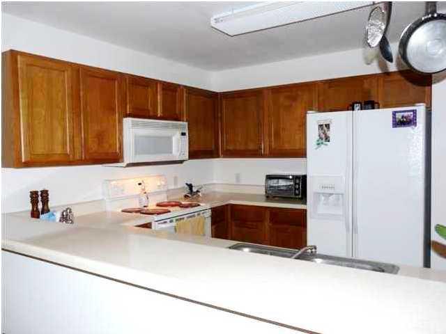 CIRCLE PARK CONDOMINIUMS - Residential