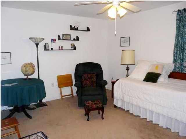 CIRCLE PARK CONDOMINIUMS - Residential