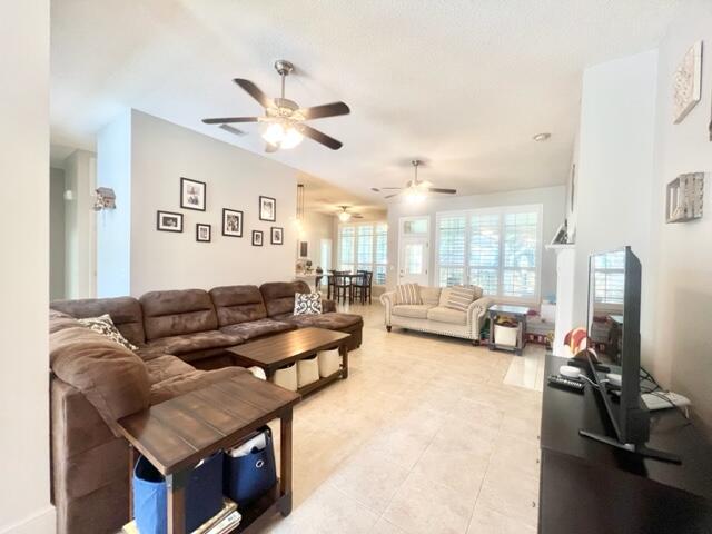 PARKWOOD ESTATES PH 5 - Residential Lease