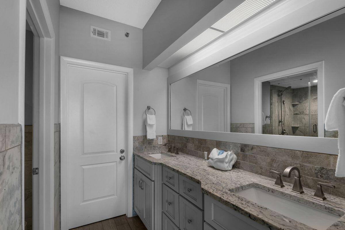 HIGH POINTE RESORT CONDO - Residential