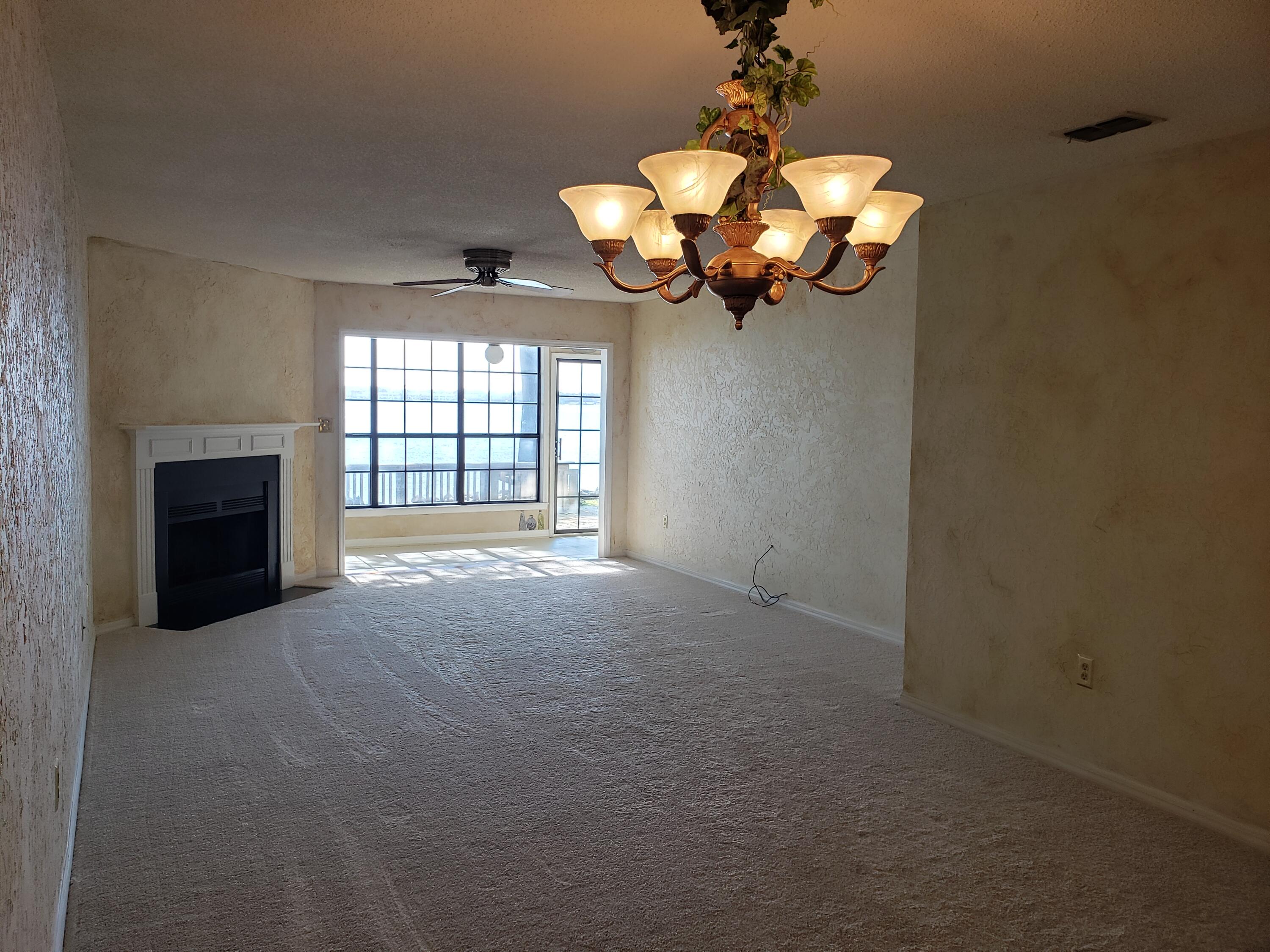 GARNIERS CAY PH 2 - Residential Lease