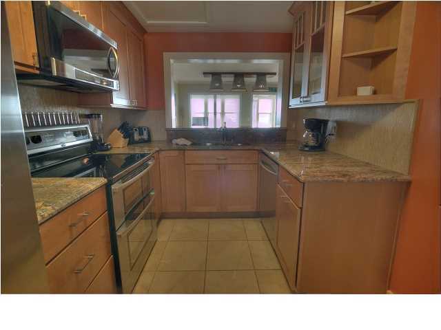 BAHAMA BEACH - Residential