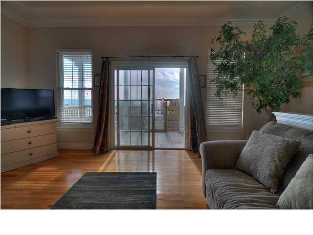 BAHAMA BEACH - Residential