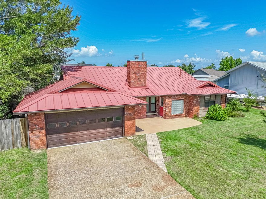 This beautifully maintained 3-bedroom, 2-bath home sits on an oversized corner lot at the end of a quiet road in the desirable North Ridge subdivision. Inside, you'll find a thoughtfully designed layout featuring a gas fireplace framed by a custom wood beam accent in the main living room--perfect for cozy evenings or entertaining.The kitchen is a chef's delight, complete with custom cabinetry, under-cabinet lighting, granite countertops, stainless steel appliances, and a gas range A spacious second living/family room offers versatility--ideal for gatherings, a home office, playroom, or media space.Out back, the fenced yard offers privacy and function, enhanced by a professionally installed French drain. This well-cared-for home blends comfort, style, and convenience--schedule your private tour today!

*All measurements are approximate; buyer to verify if important.*