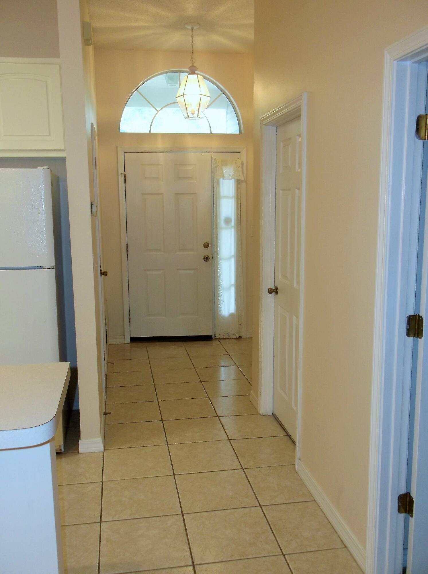 SHANYN TAYLOR OAKS - Residential Lease