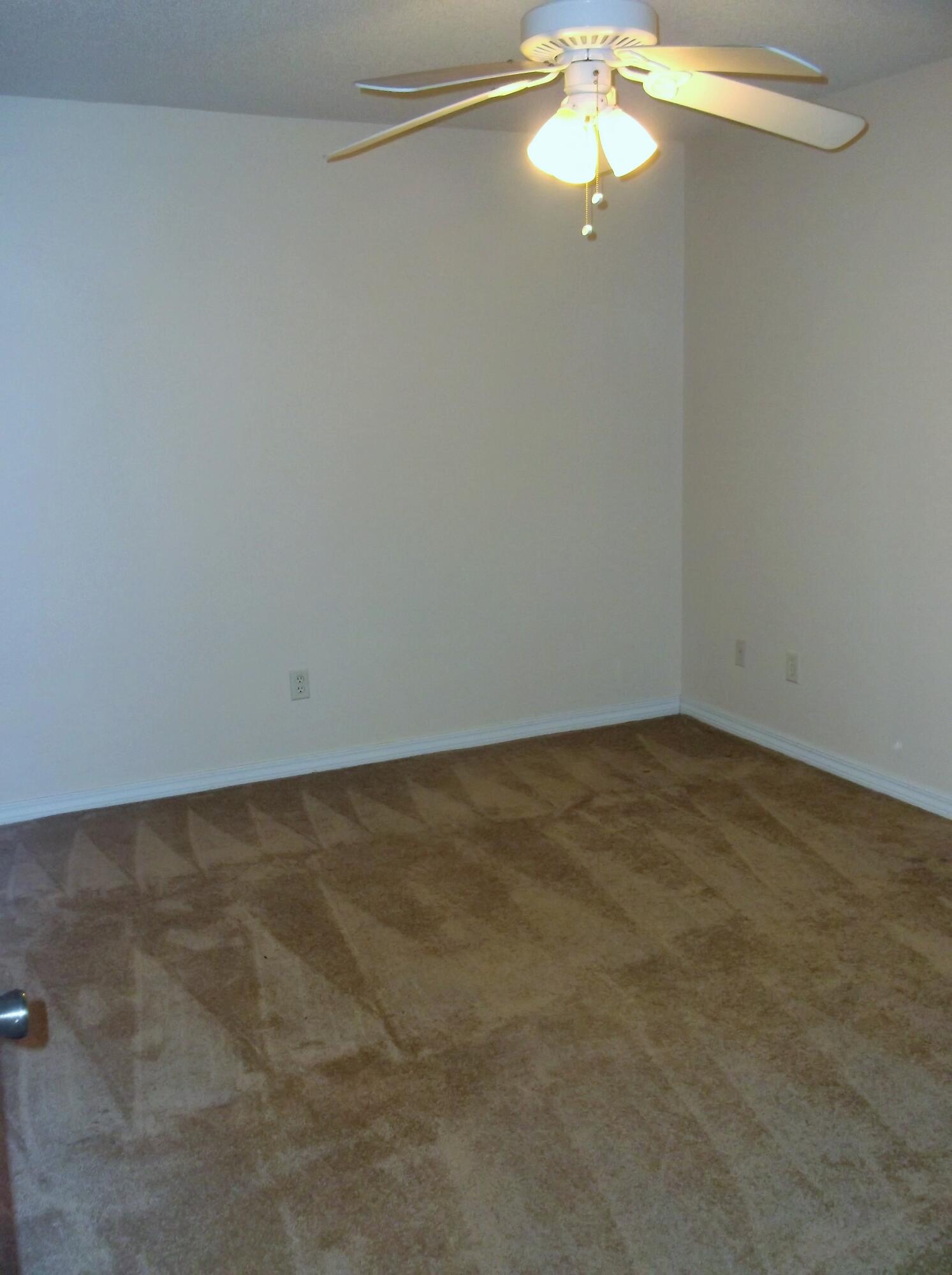 SHANYN TAYLOR OAKS - Residential Lease