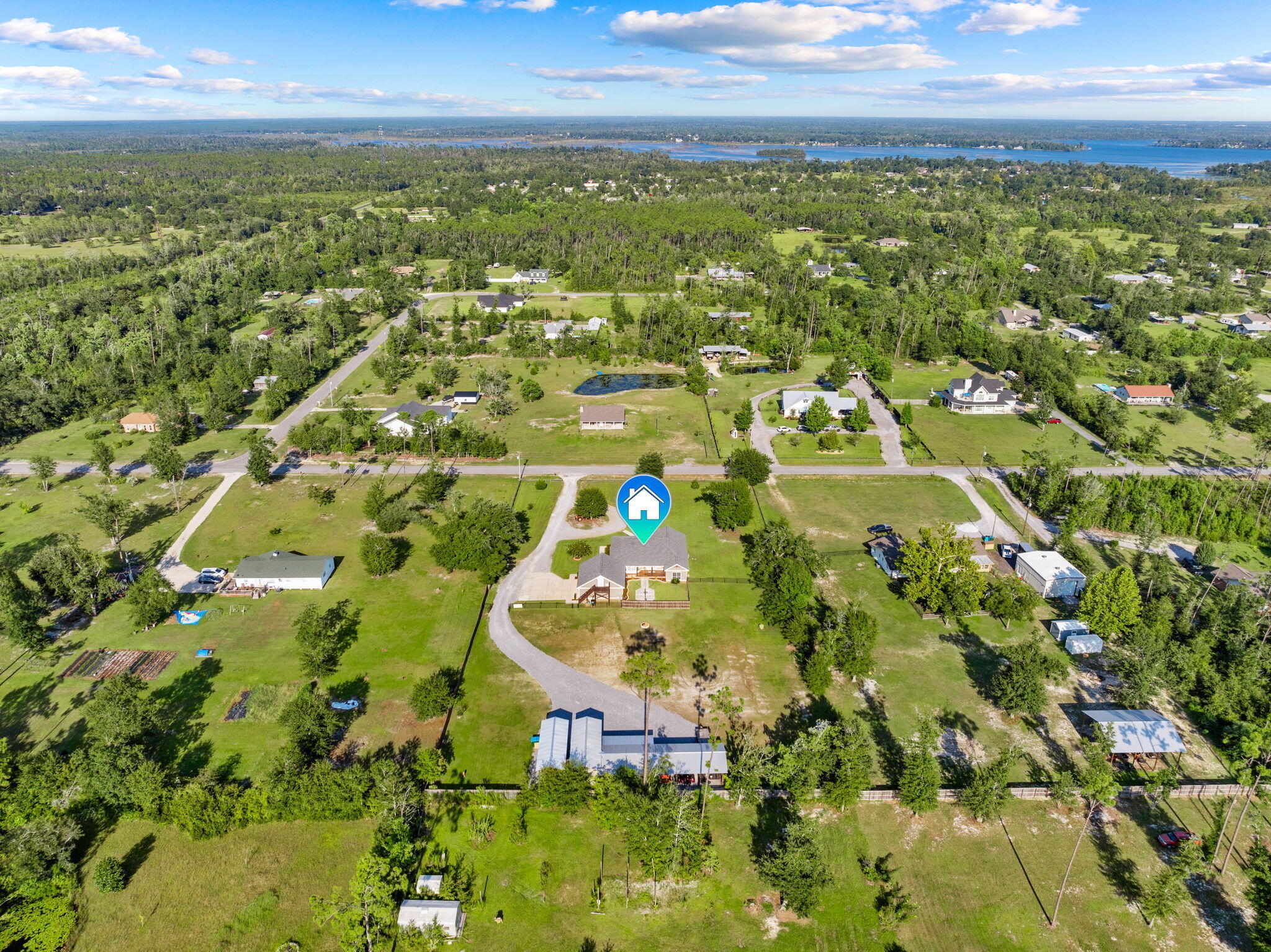 NO RECORDED SUBDIVISION - Residential