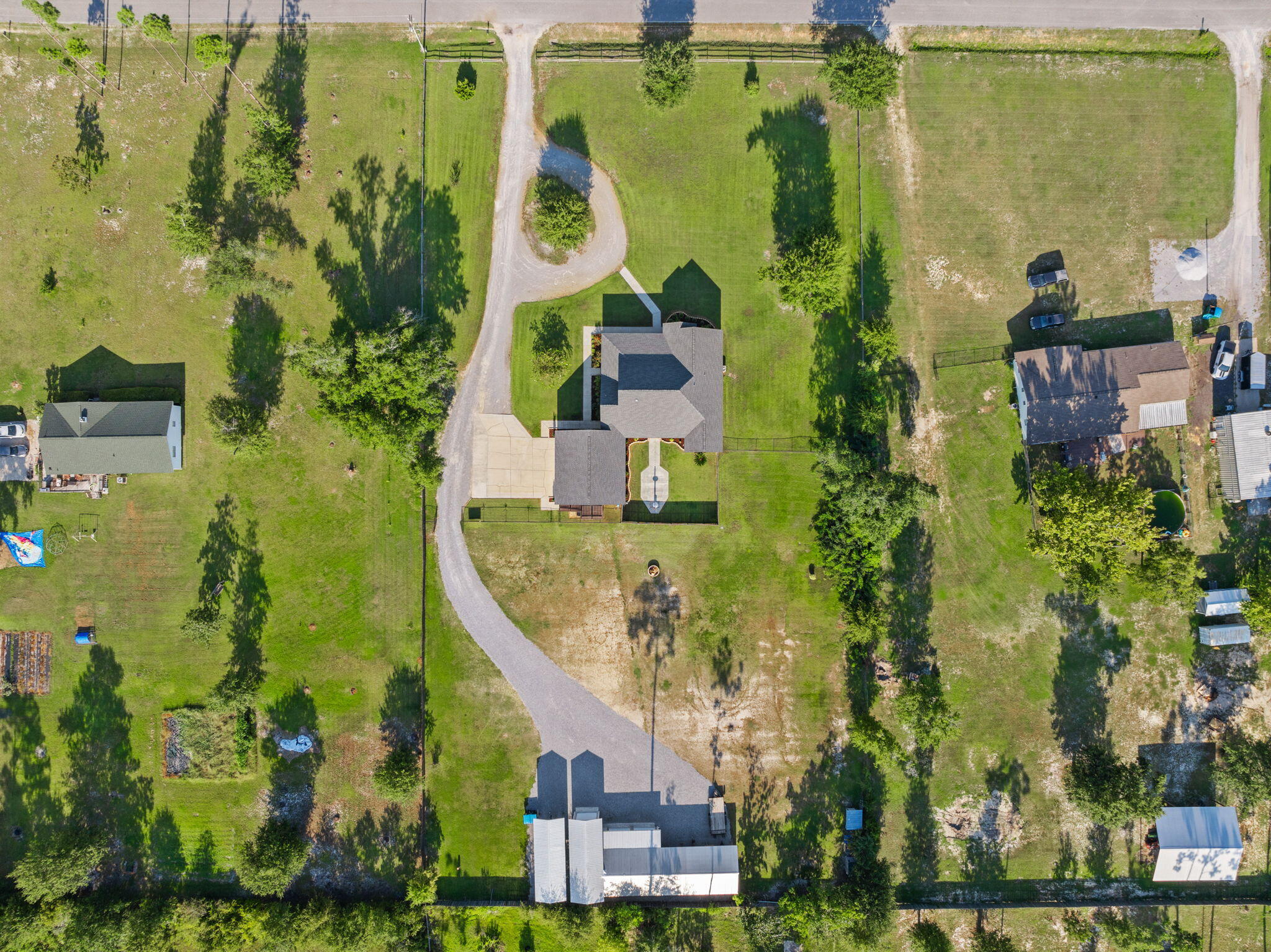 NO RECORDED SUBDIVISION - Residential