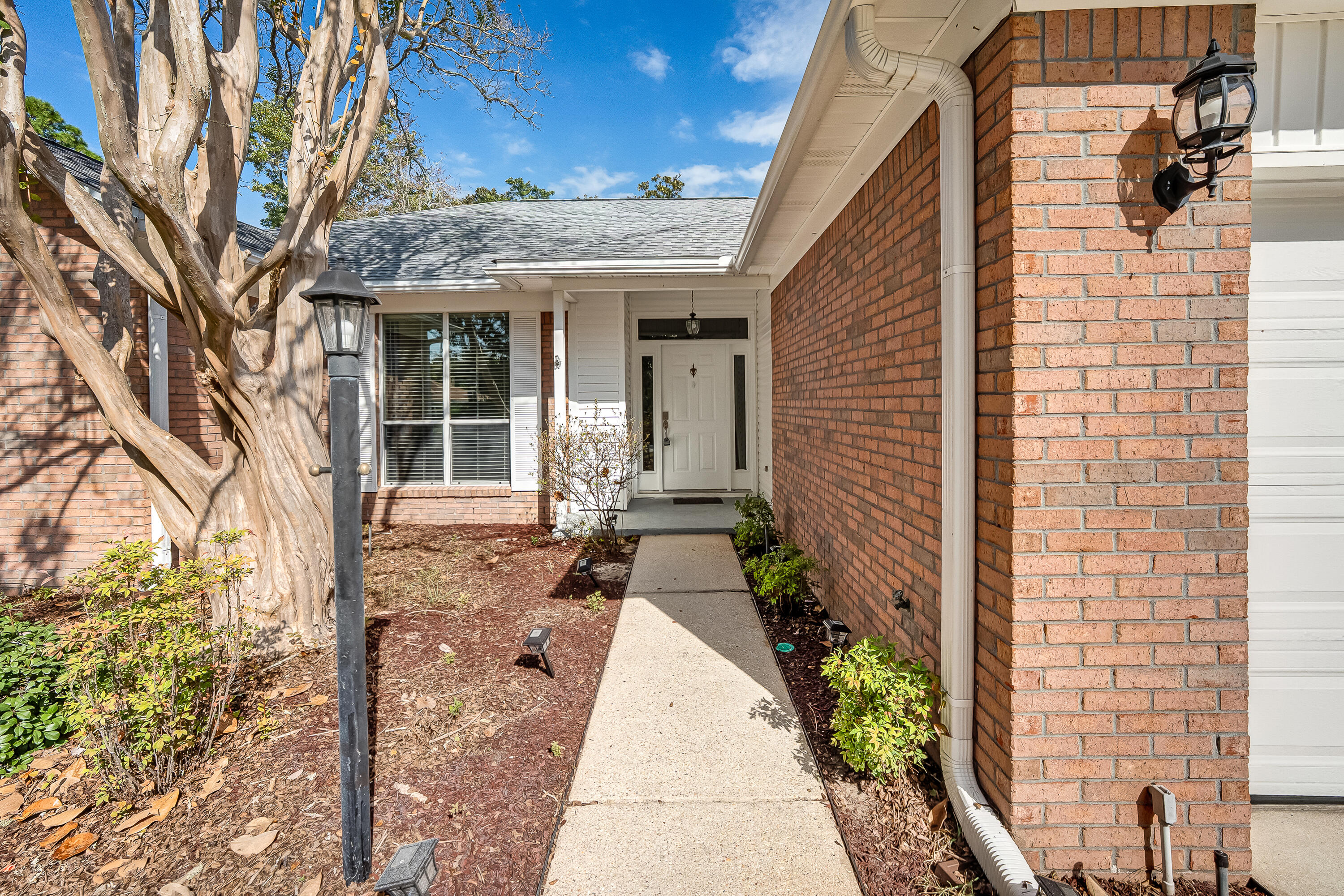 DANA POINTE - Residential Lease