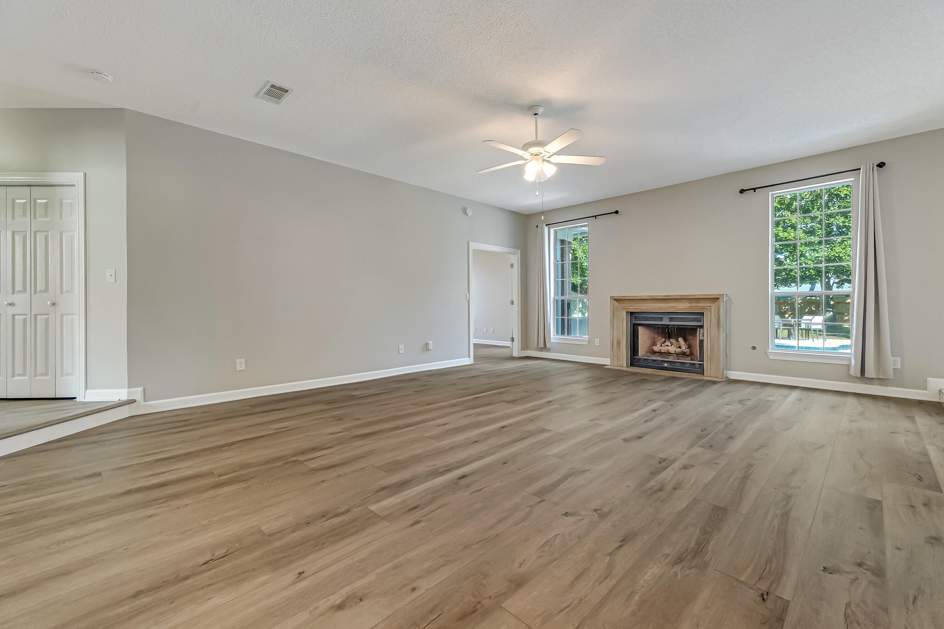 DANA POINTE - Residential Lease