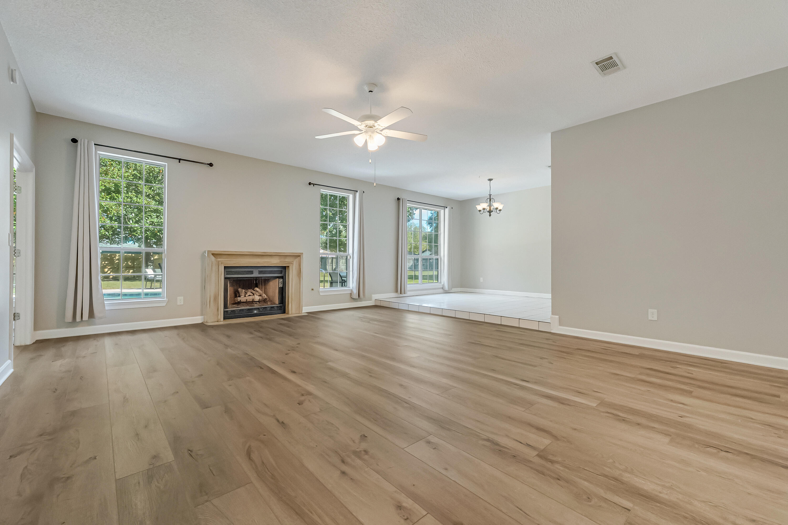 DANA POINTE - Residential Lease