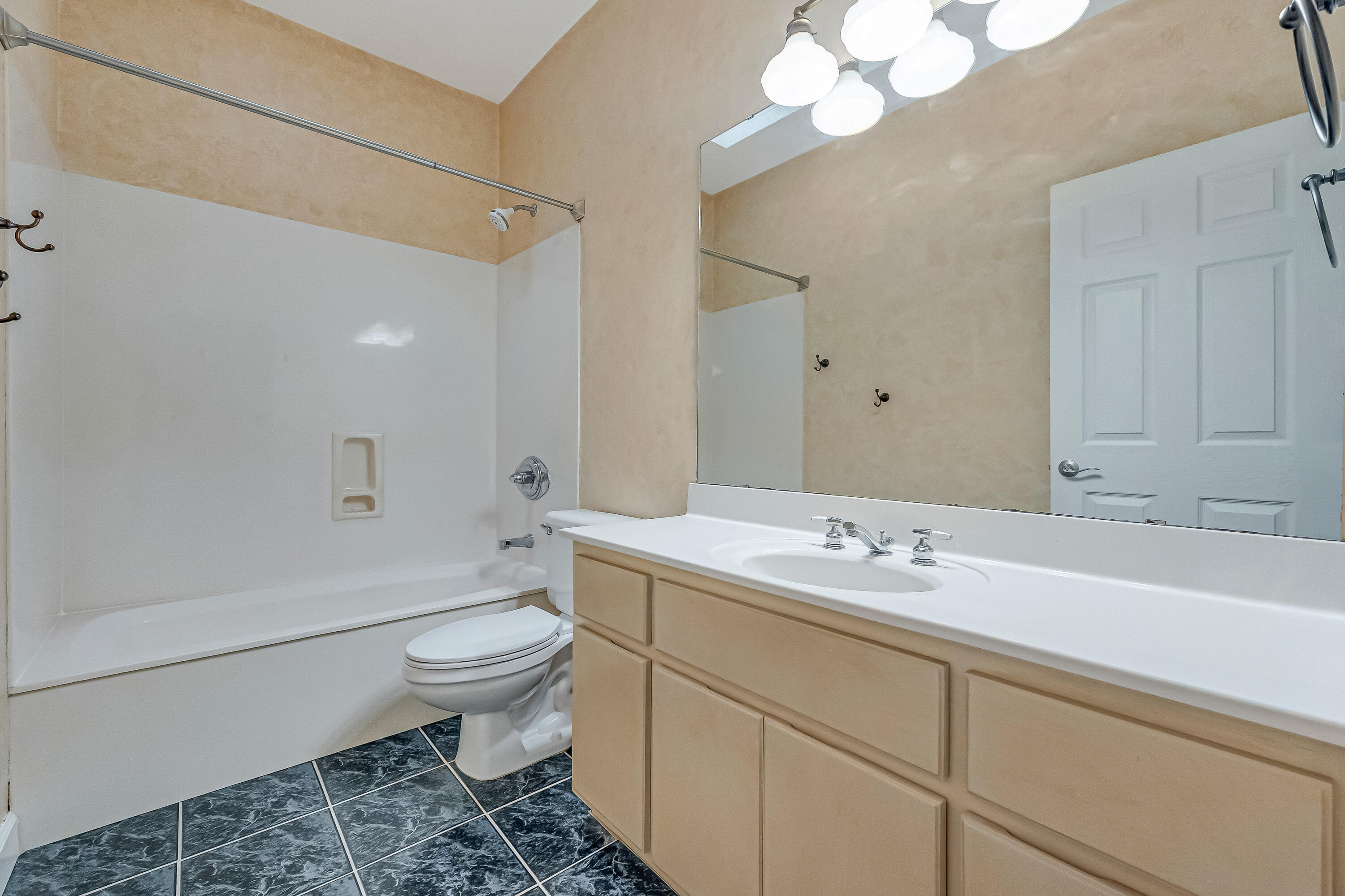 DANA POINTE - Residential Lease