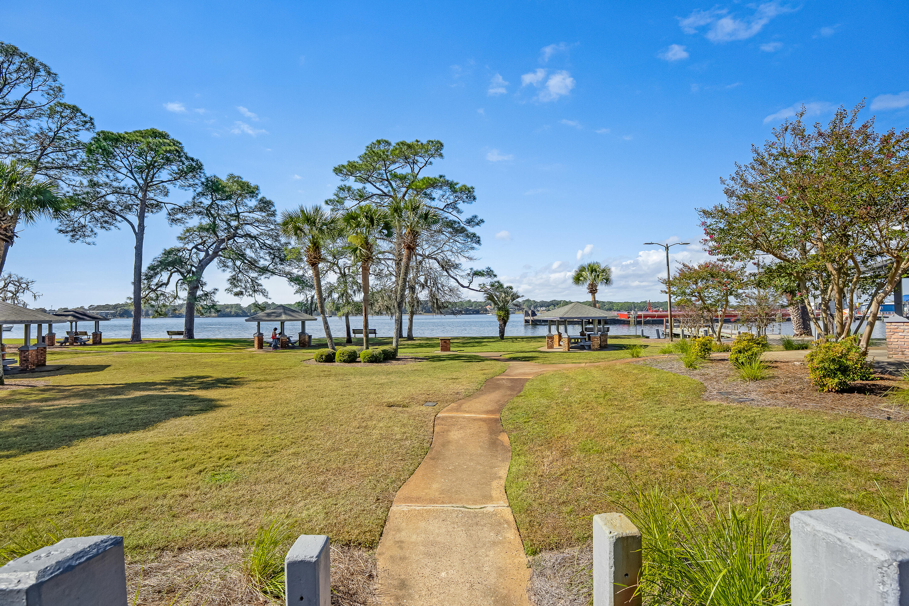 DANA POINTE - Residential Lease