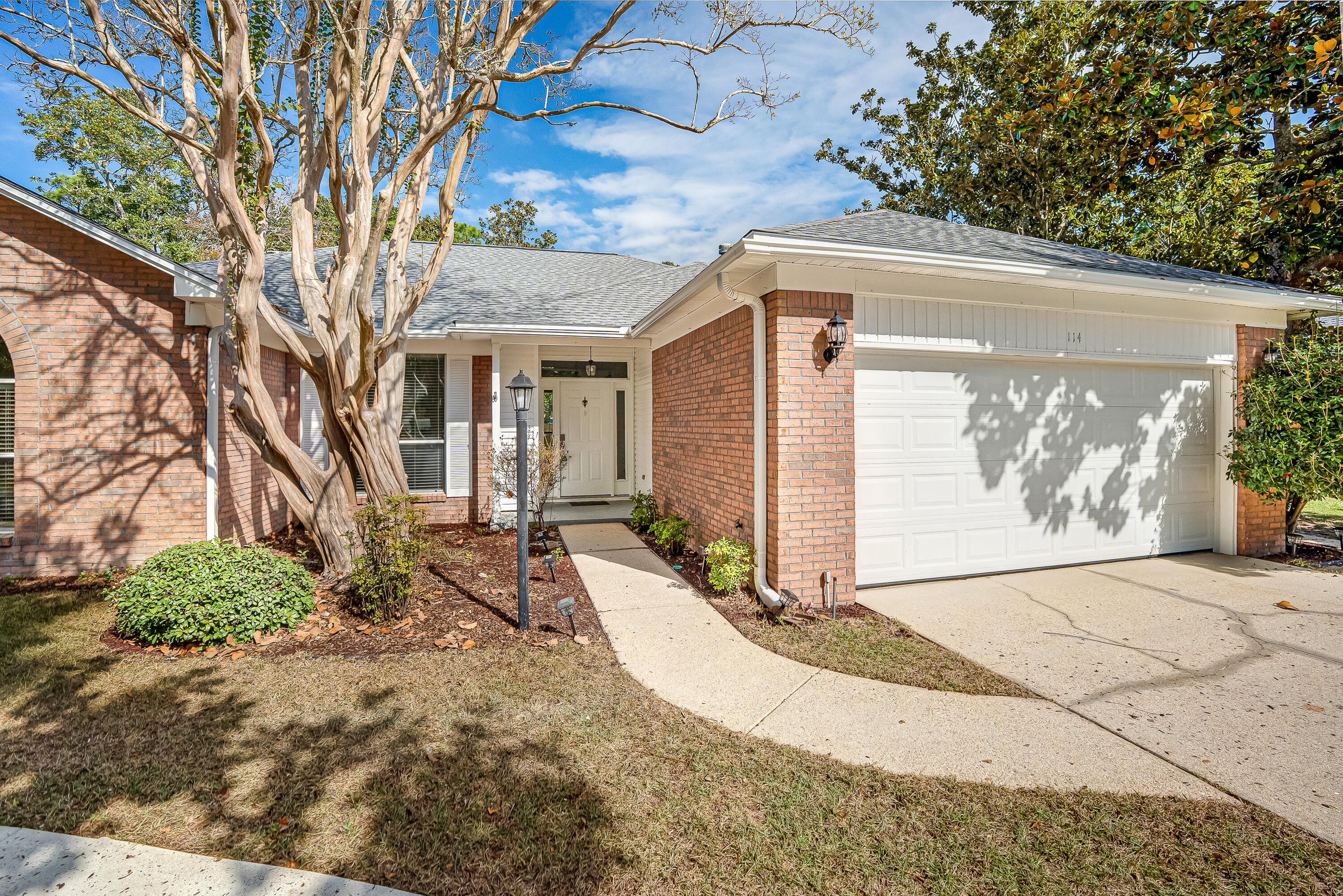 DANA POINTE - Residential Lease