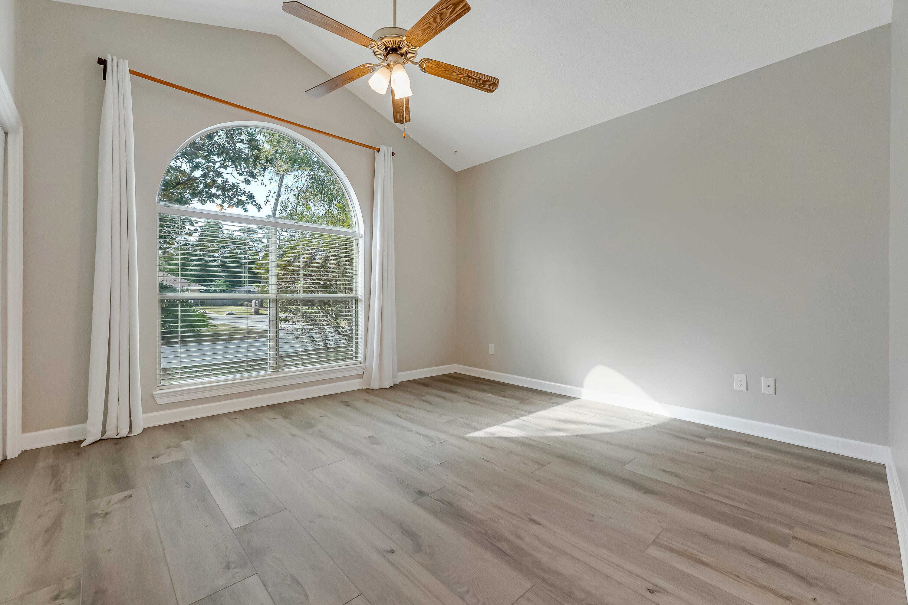 DANA POINTE - Residential Lease