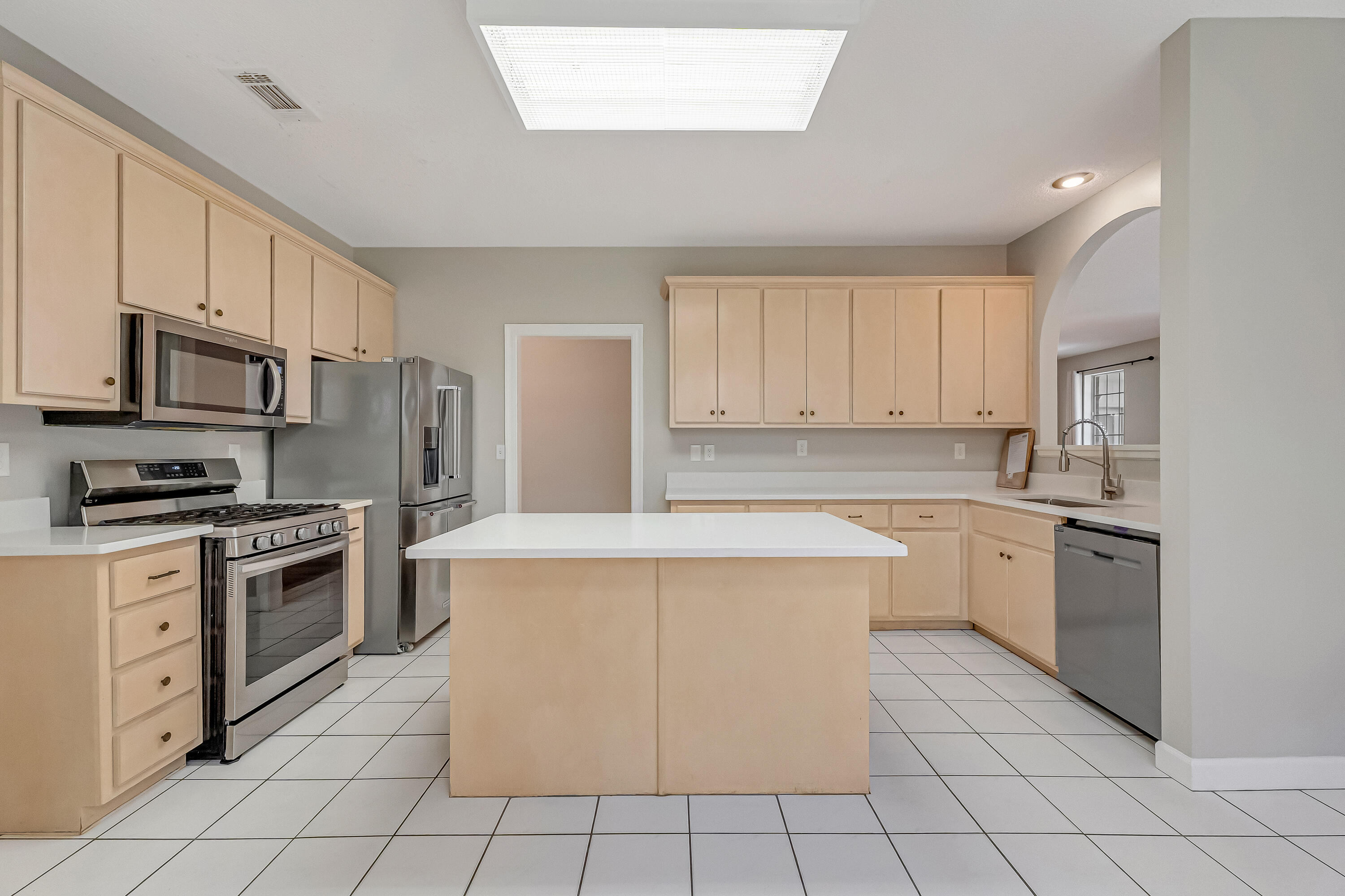 DANA POINTE - Residential Lease