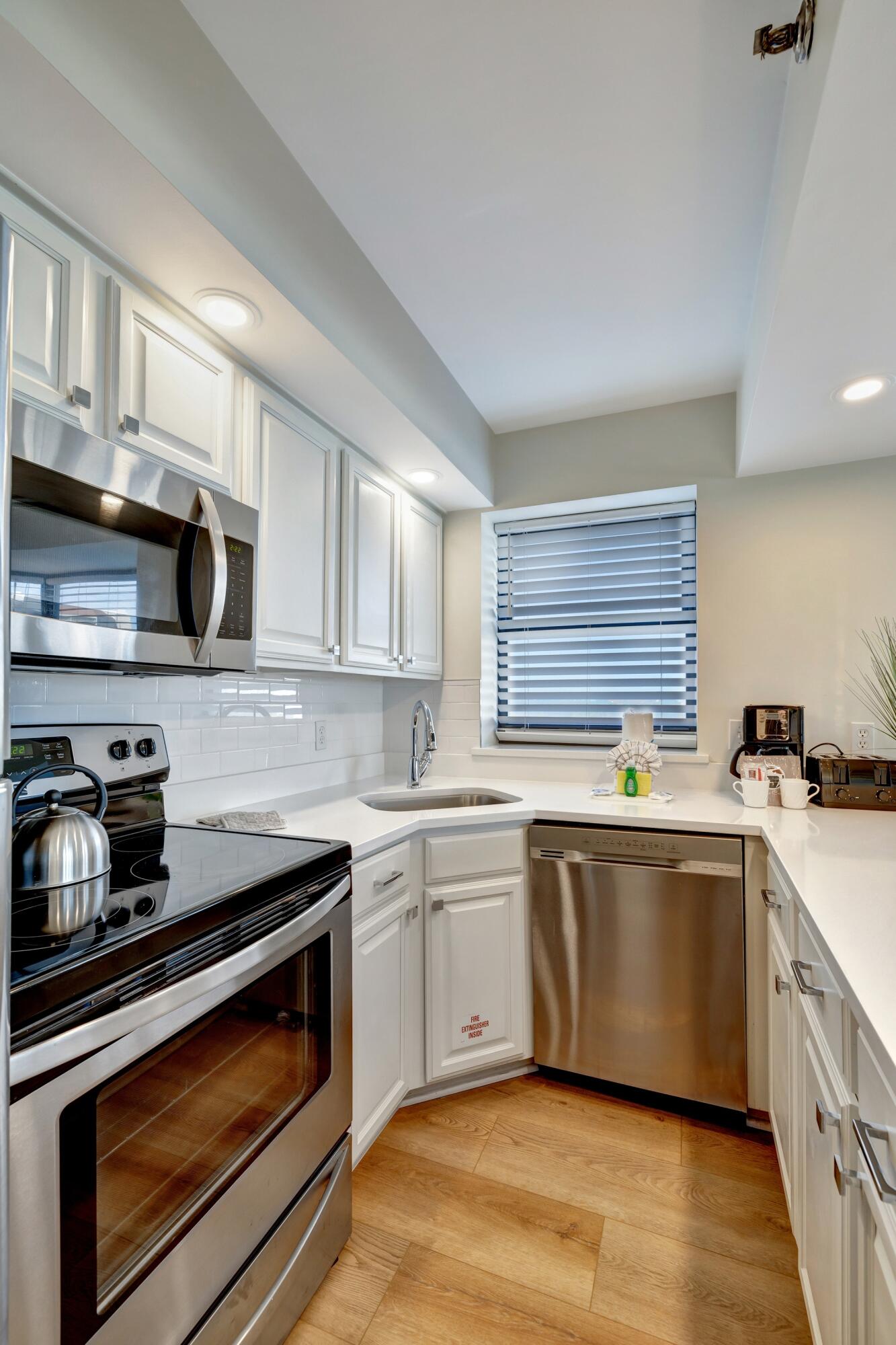 BEACHSIDE 2 CONDO - Residential