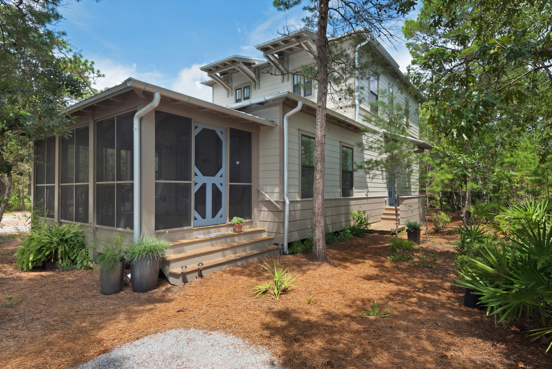 MAGNOLIA COTTAGES BY THE SEA - Residential