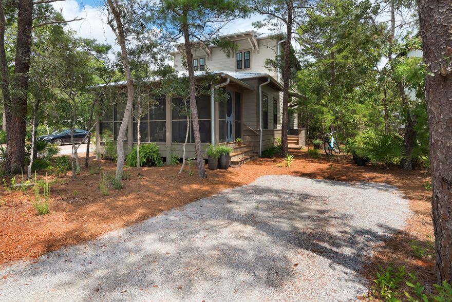 MAGNOLIA COTTAGES PHASE 2 - For anyone looking for quality and close proximity to the beach, this is the location! Magnolia is a very desirable neighborhood with a wonderful location near Alys, Seacrest & Rosemary Beach.