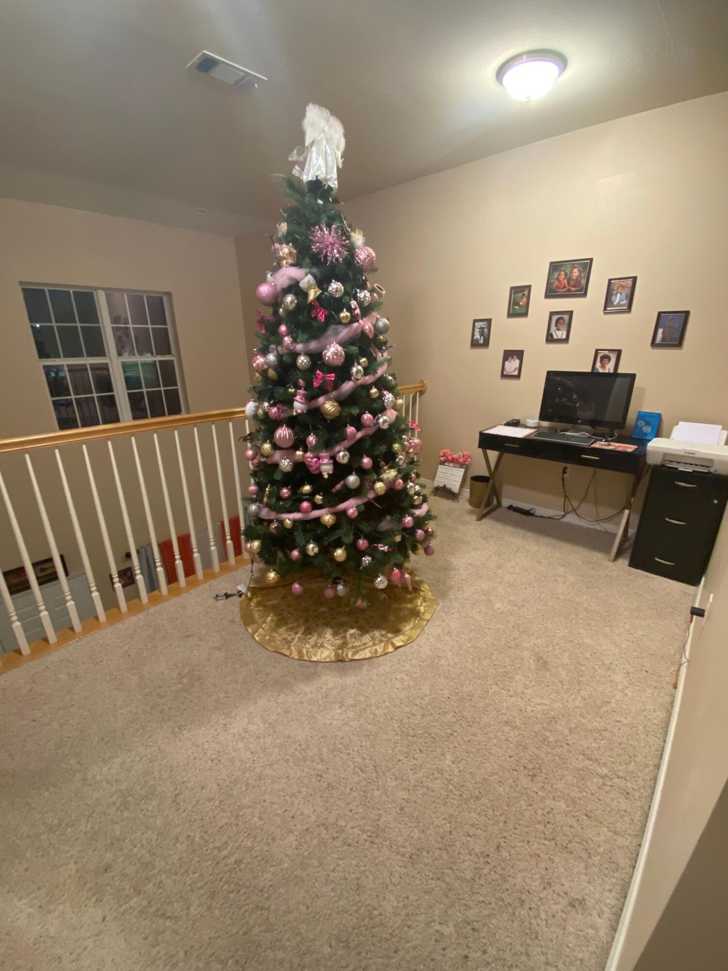 MERIDIAN SQUARE T/H - Residential Lease