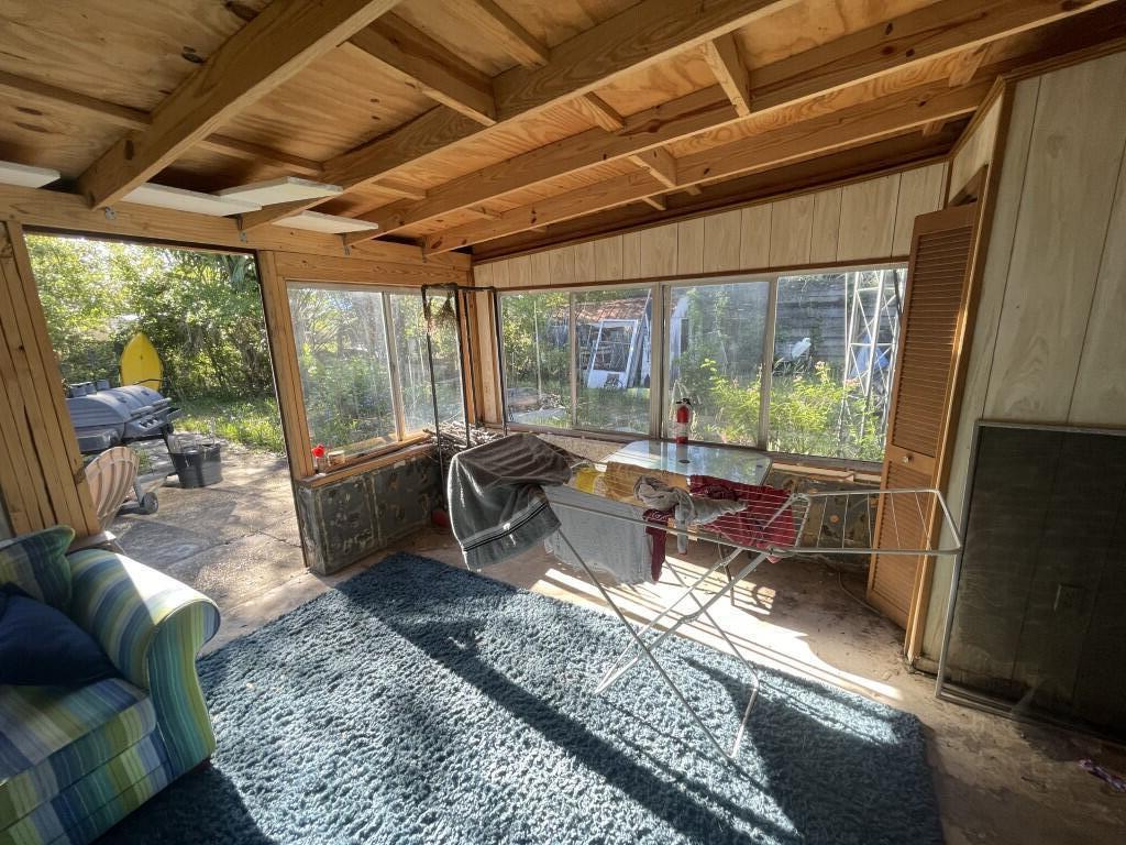 TURQUOISE BEACH 3RD ADDN - Residential