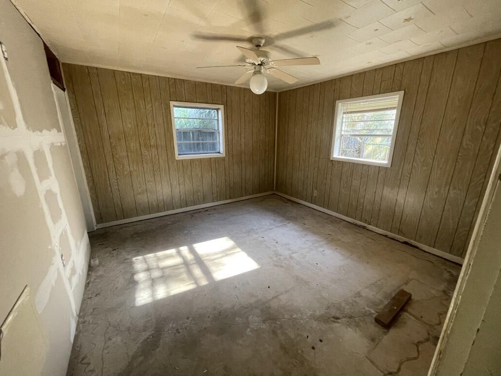 TURQUOISE BEACH 3RD ADDN - Residential