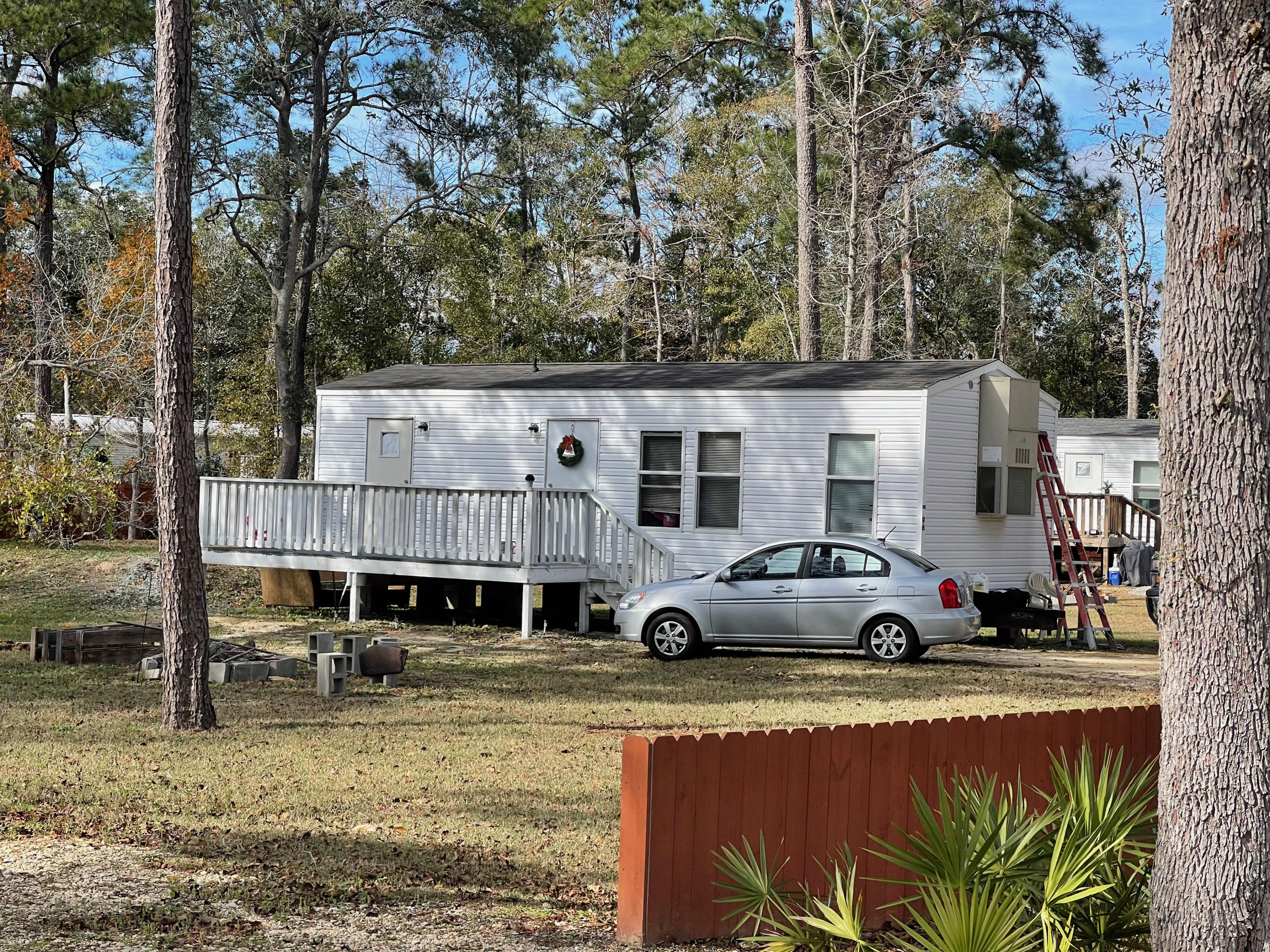 MAGNOLIA BAY - Land