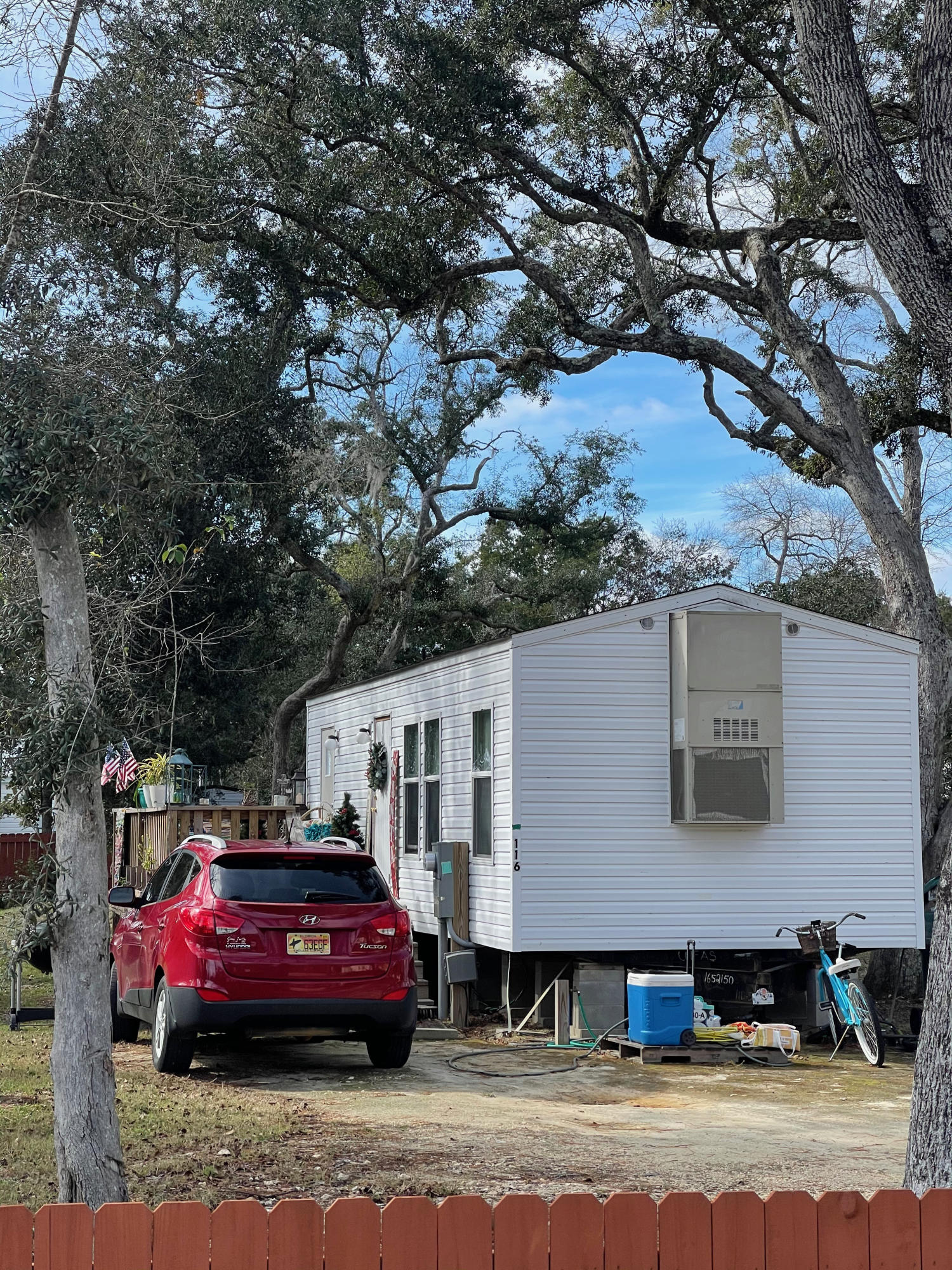 MAGNOLIA BAY - Land