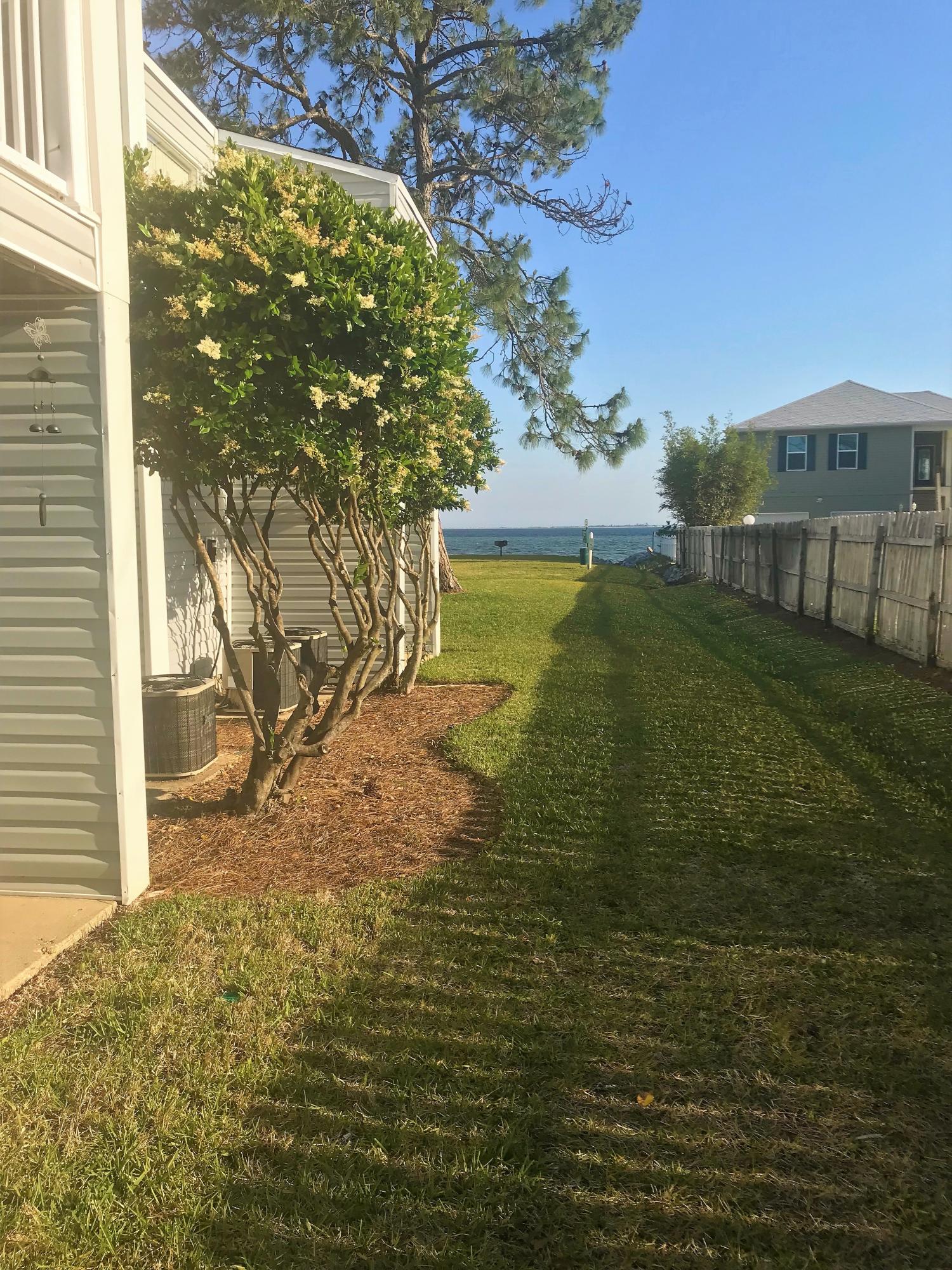 FINISTERRA CONDO - Residential