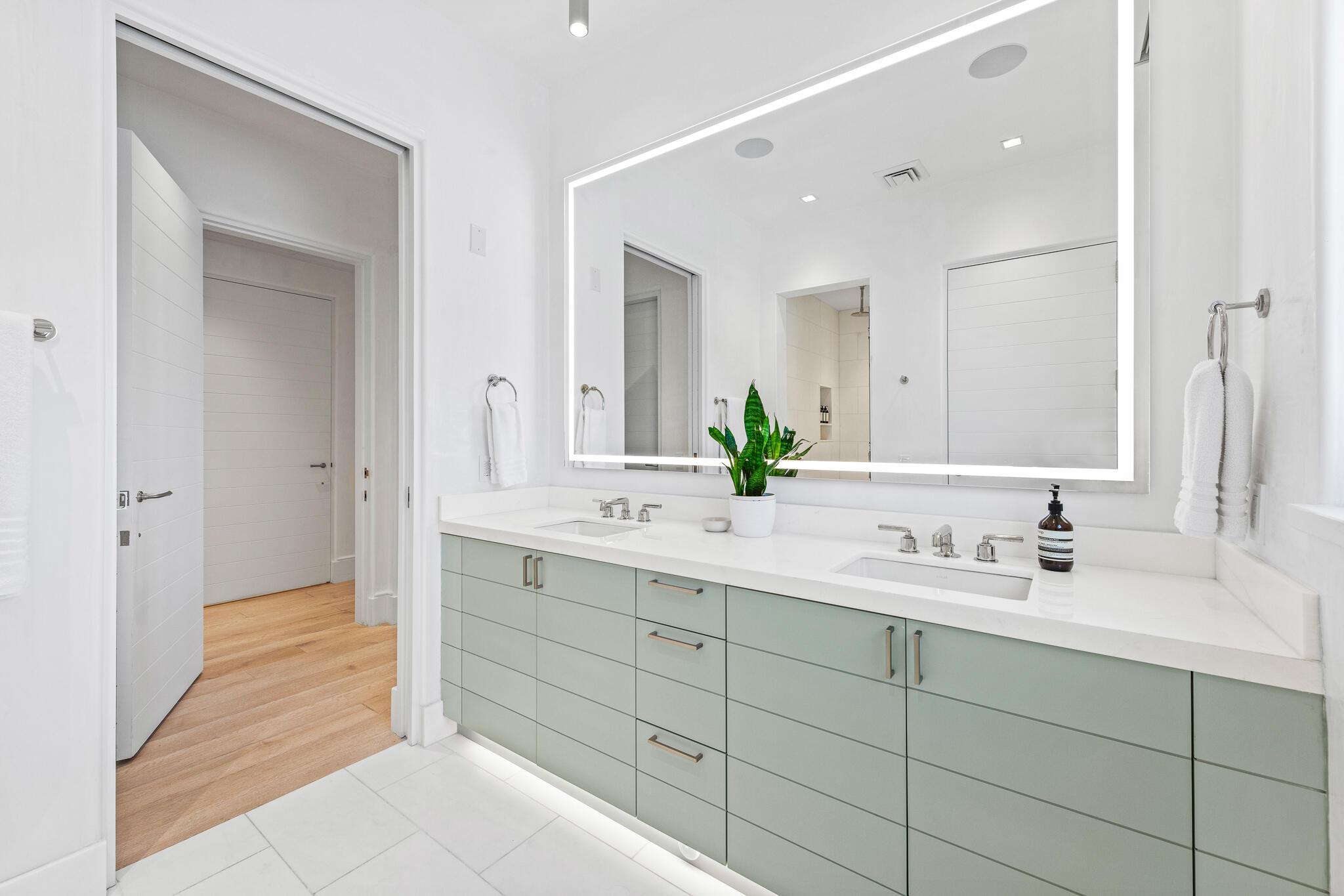ALYS BEACH - Residential