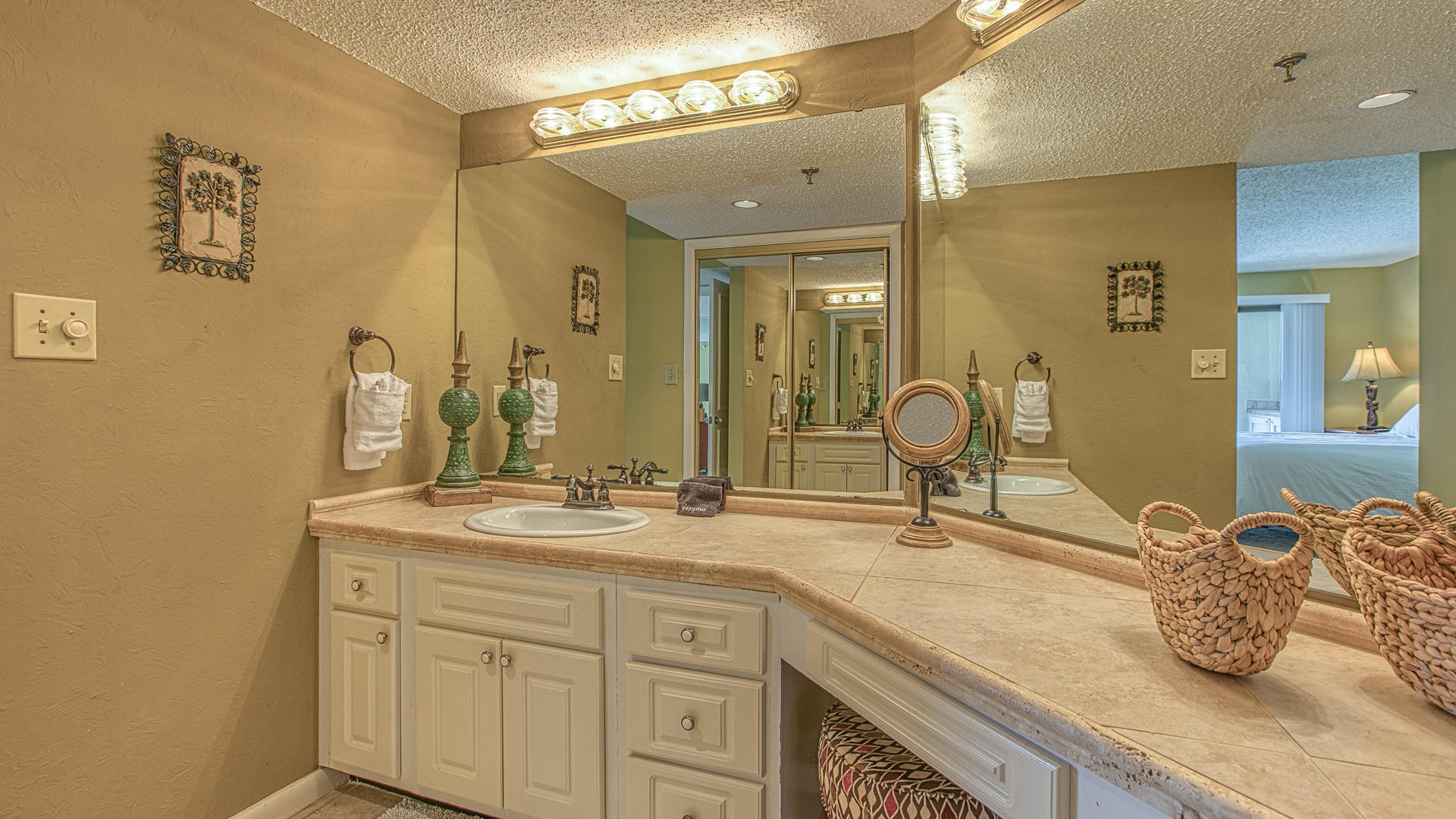 INLET REEF CLUB CONDO - Residential