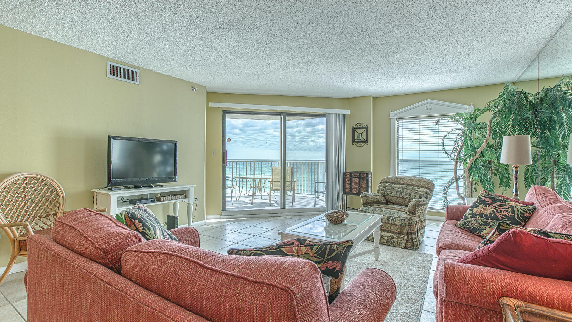 INLET REEF CLUB CONDO - Residential